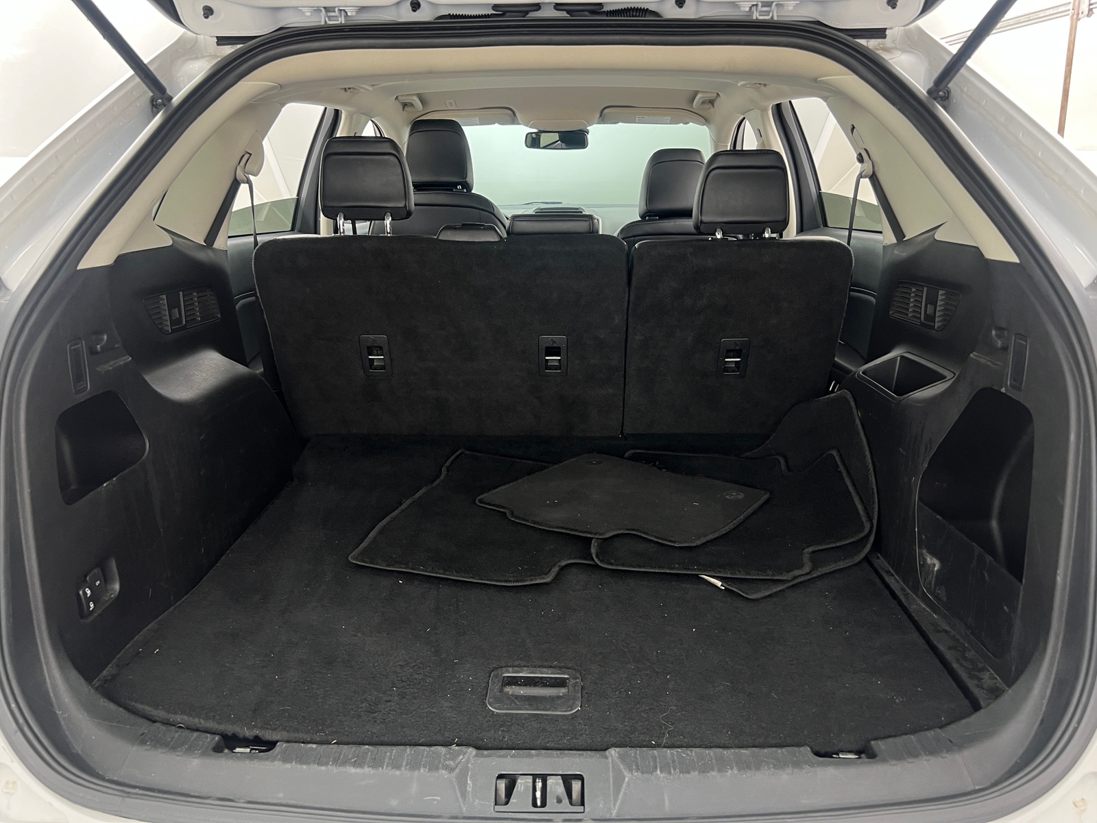 Thumbnail: 2024 Ford Edge - 6