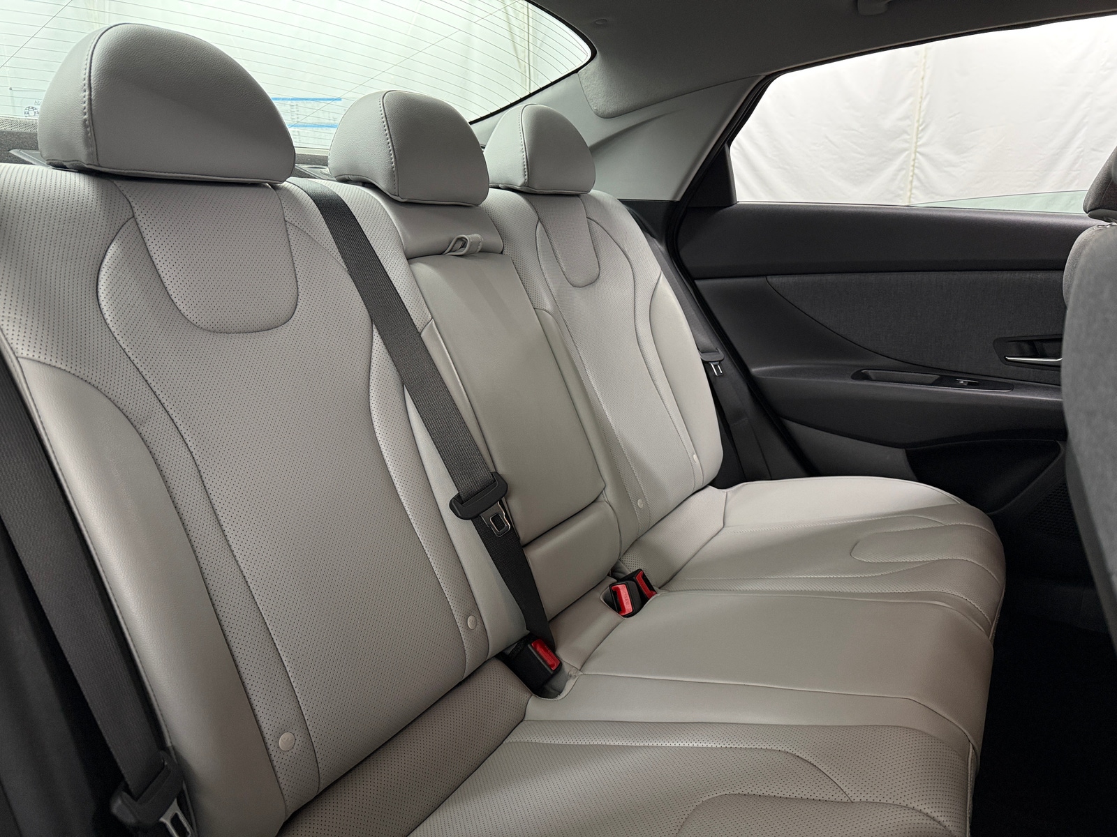 Thumbnail: 2021 Hyundai Elantra - 5