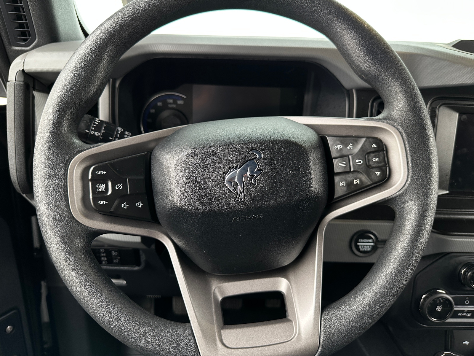 Thumbnail: 2022 Ford Bronco - 5