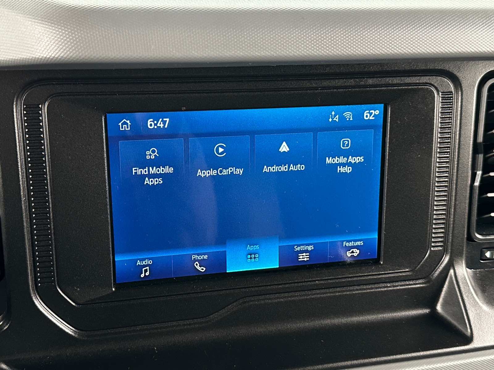 Thumbnail: 2022 Ford Bronco - 4