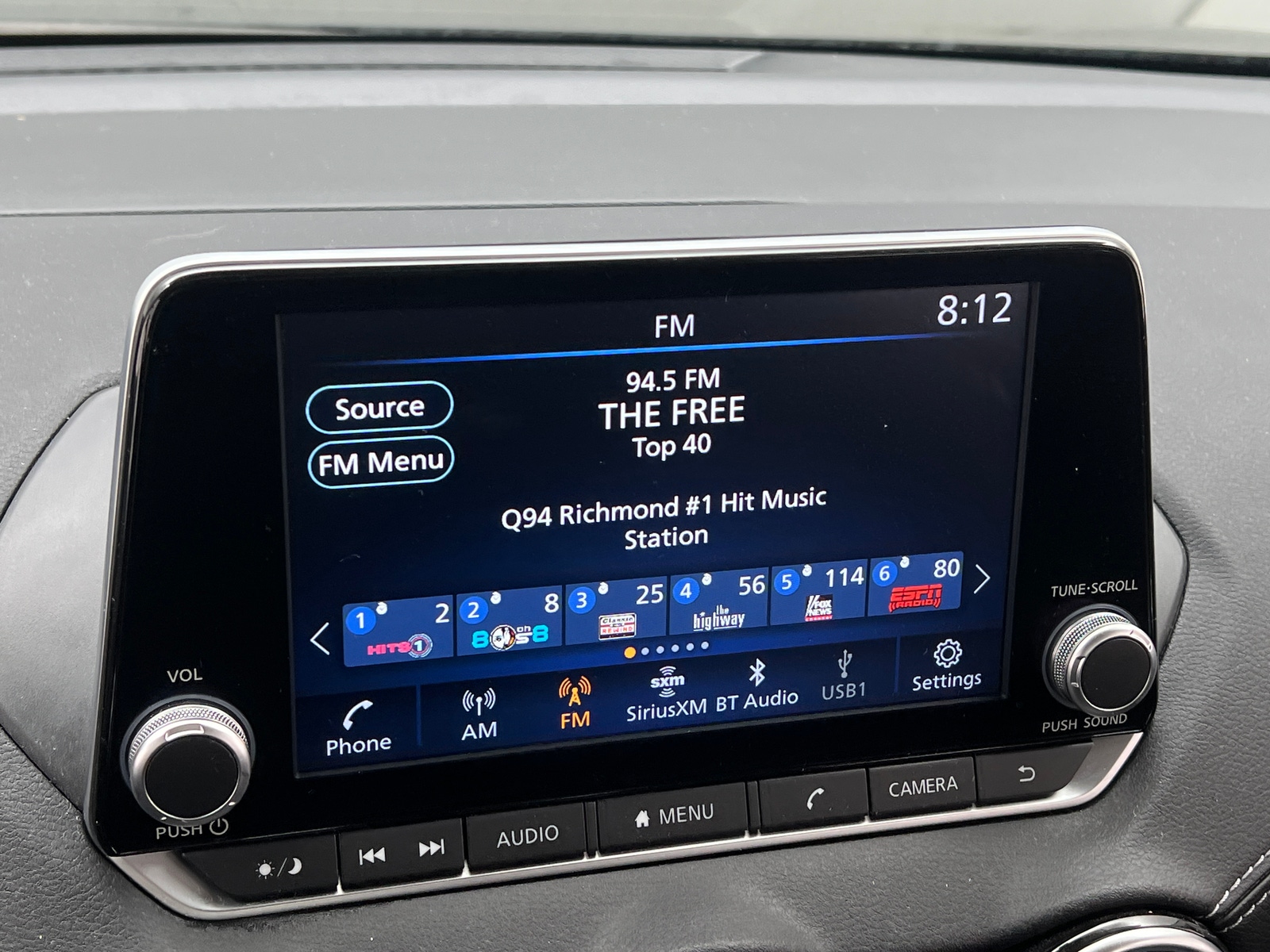 Thumbnail: 2022 Nissan Sentra - 4