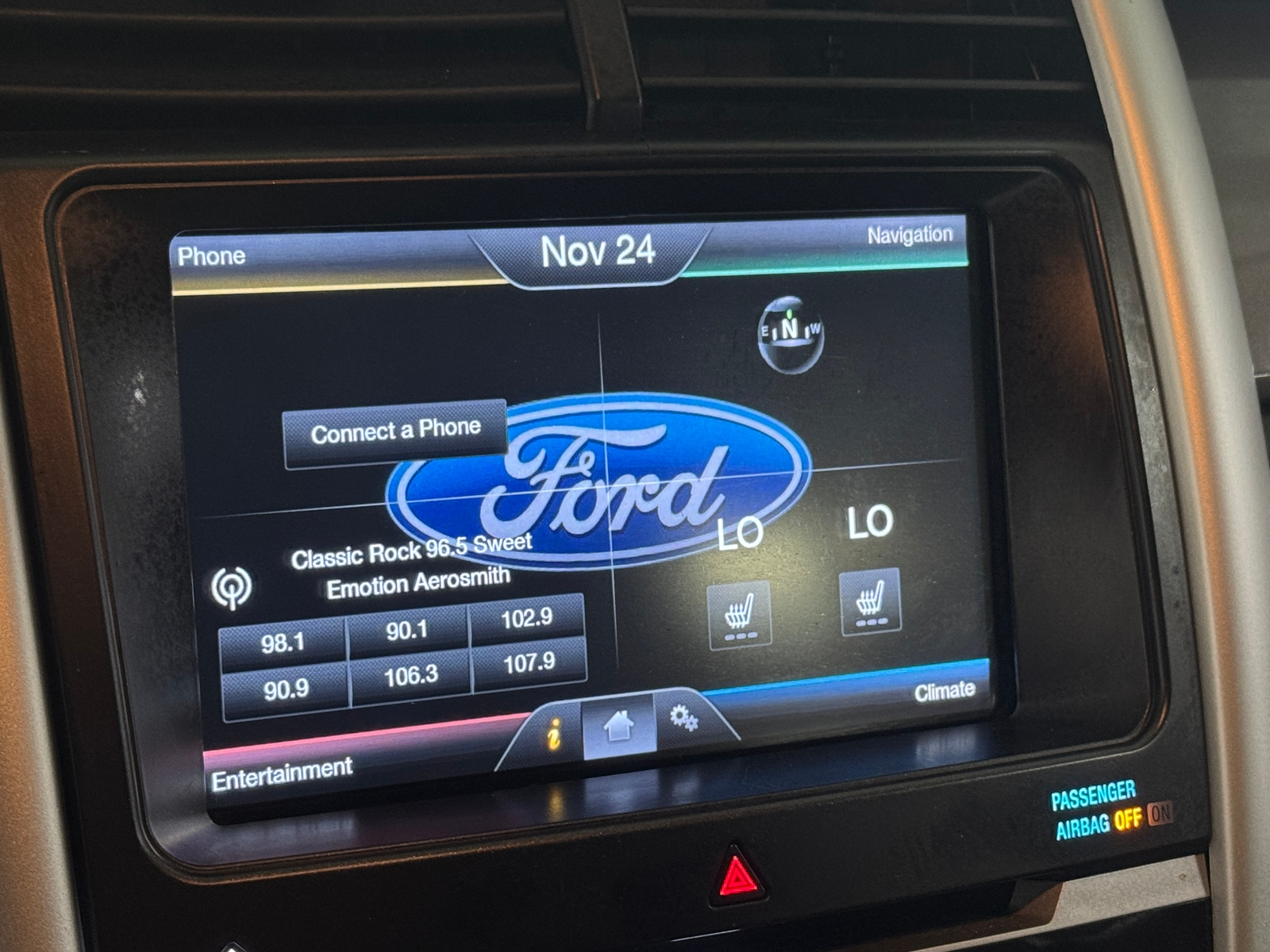Thumbnail: 2013 Ford Edge - 3