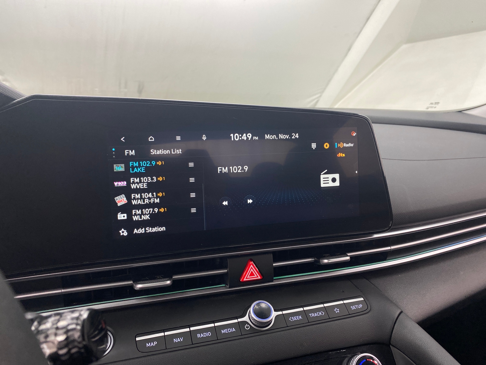 Thumbnail: 2024 Hyundai Elantra - 4