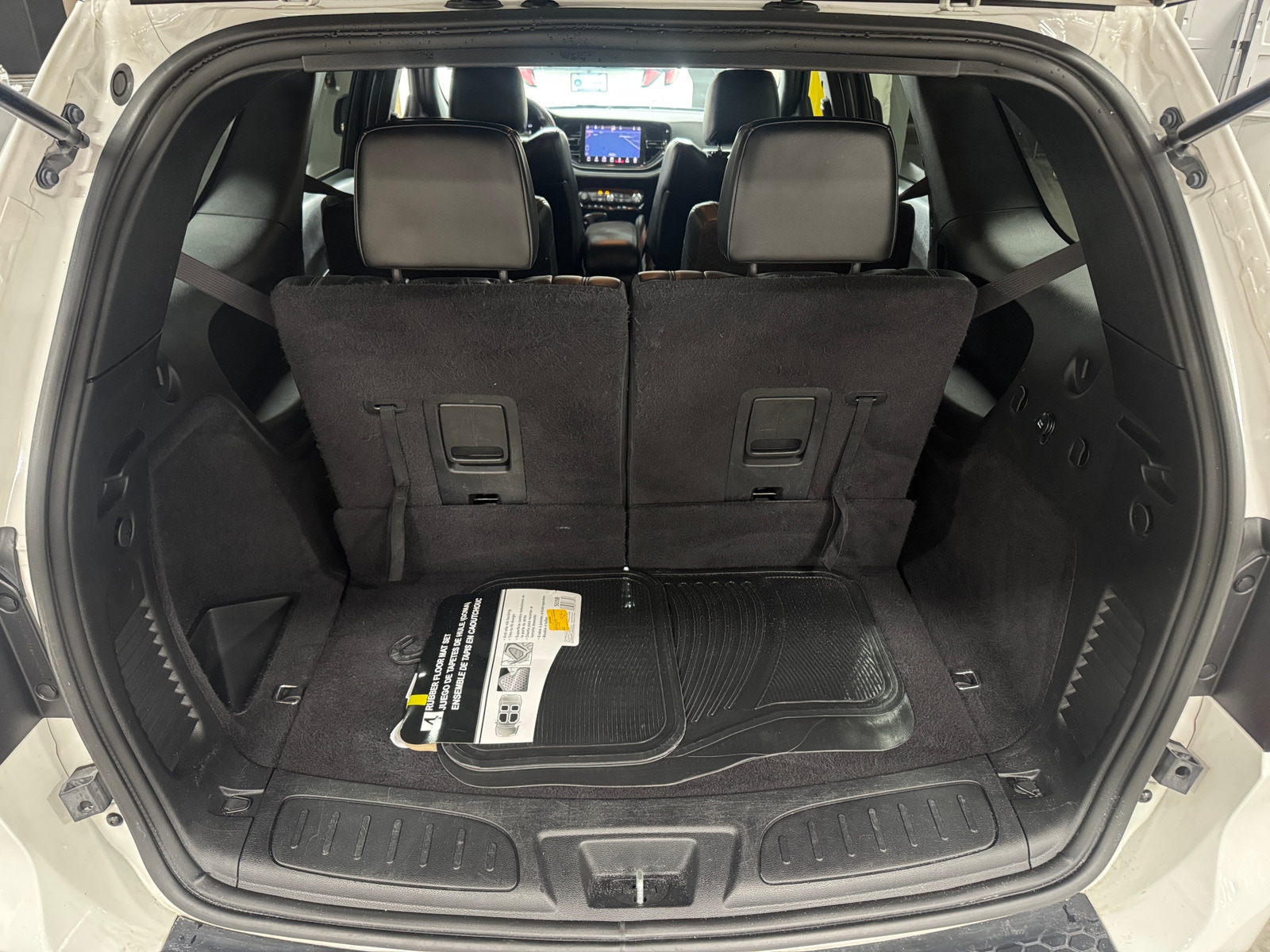 Thumbnail: 2021 Dodge Durango - 6