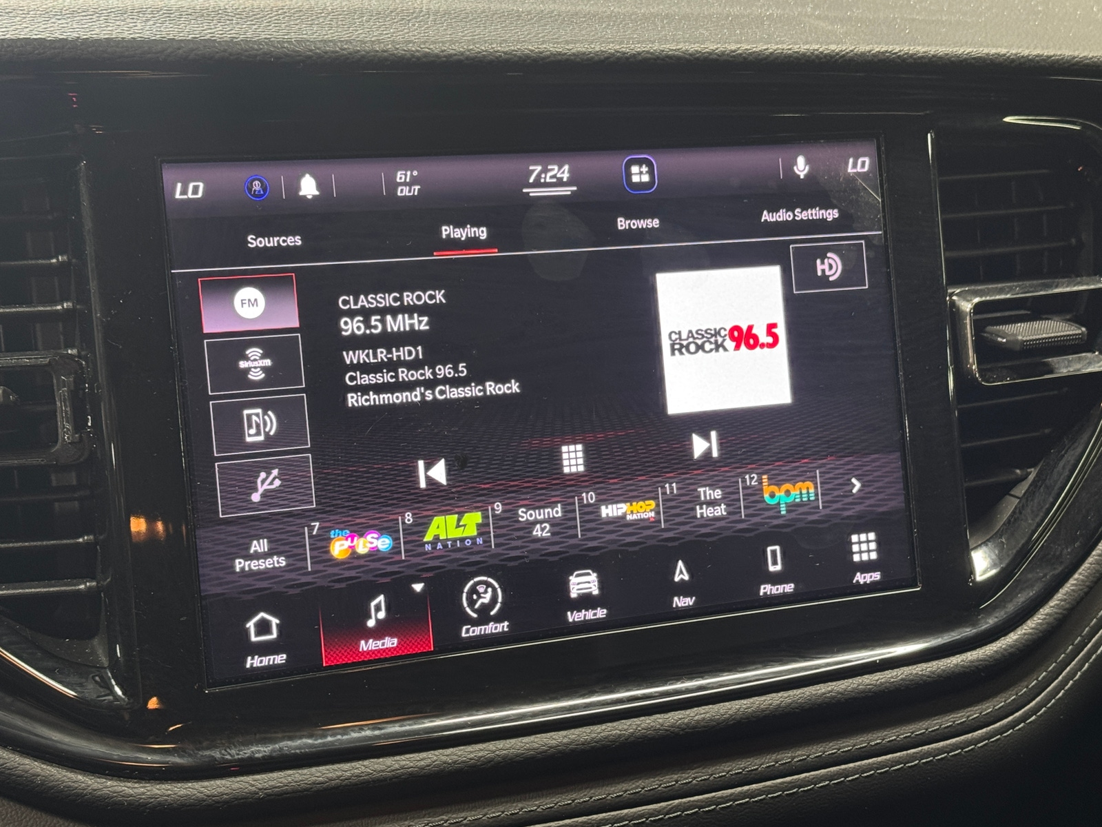 Thumbnail: 2021 Dodge Durango - 3