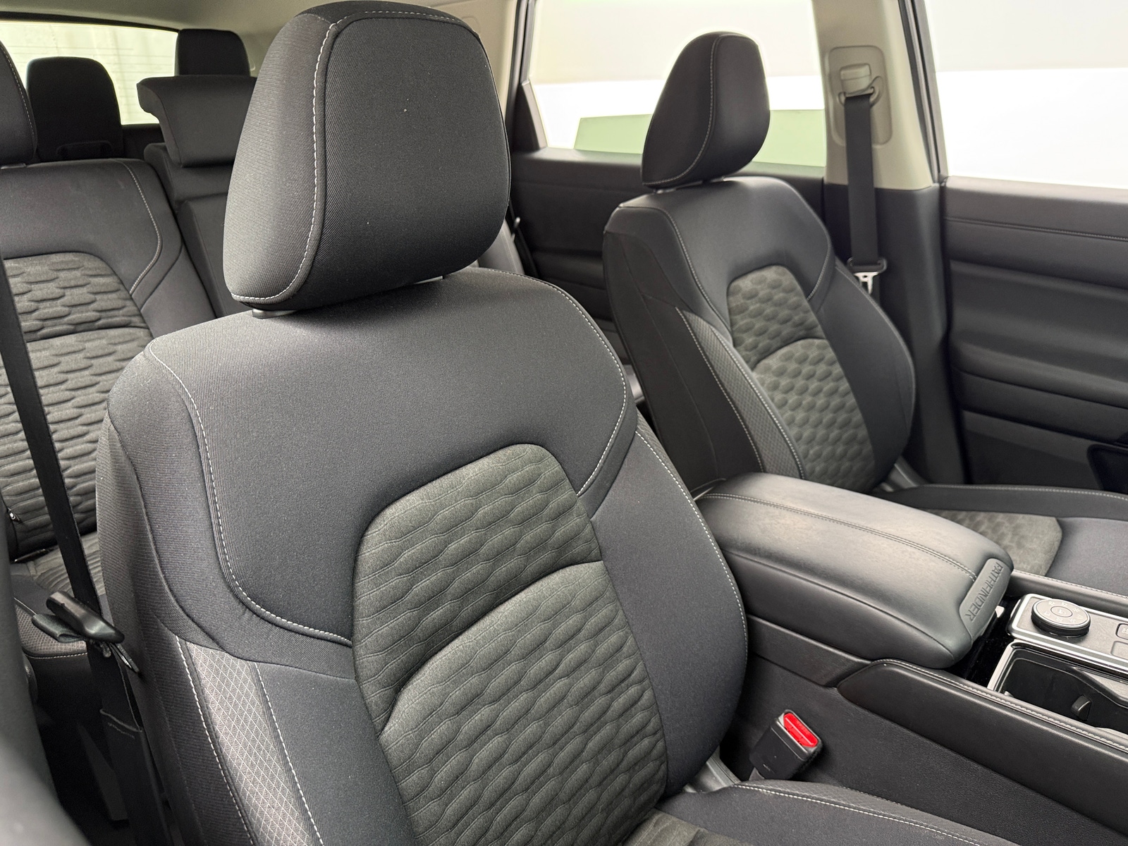 Thumbnail: 2022 Nissan Pathfinder - 2