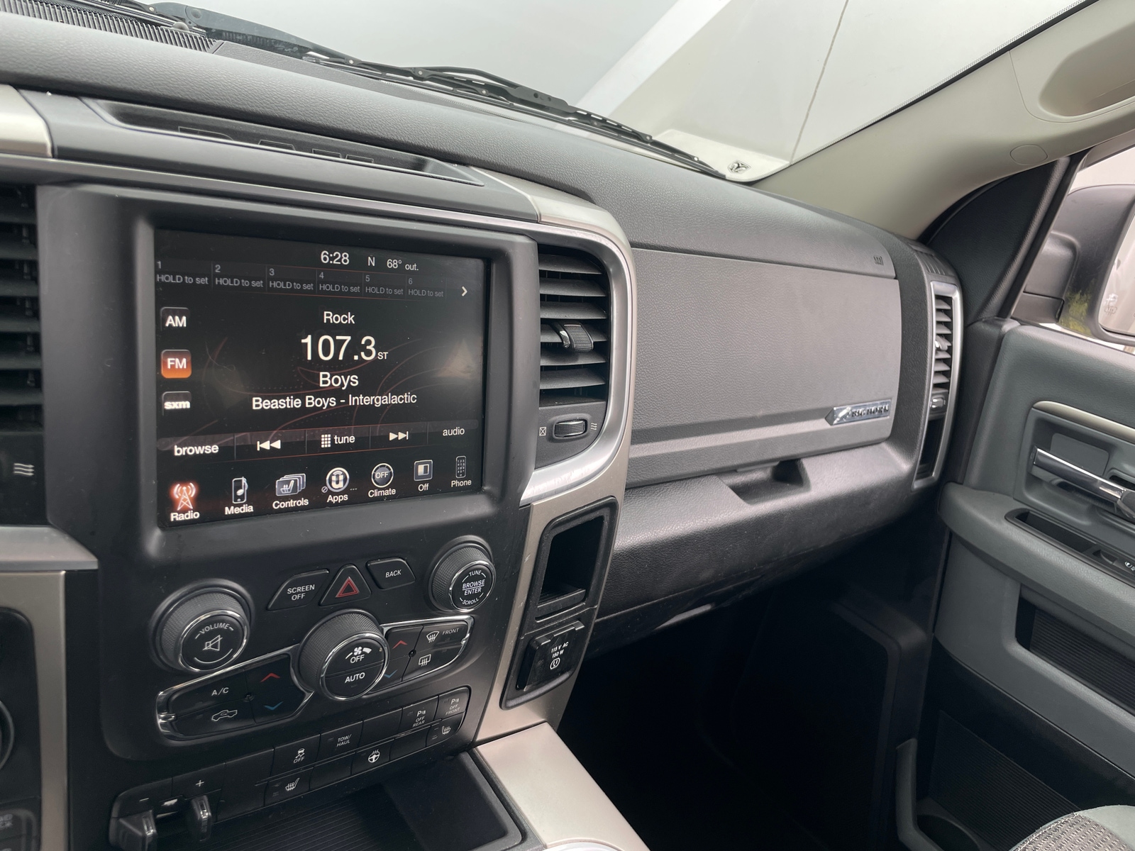 Thumbnail: 2017 RAM 1500 - 4