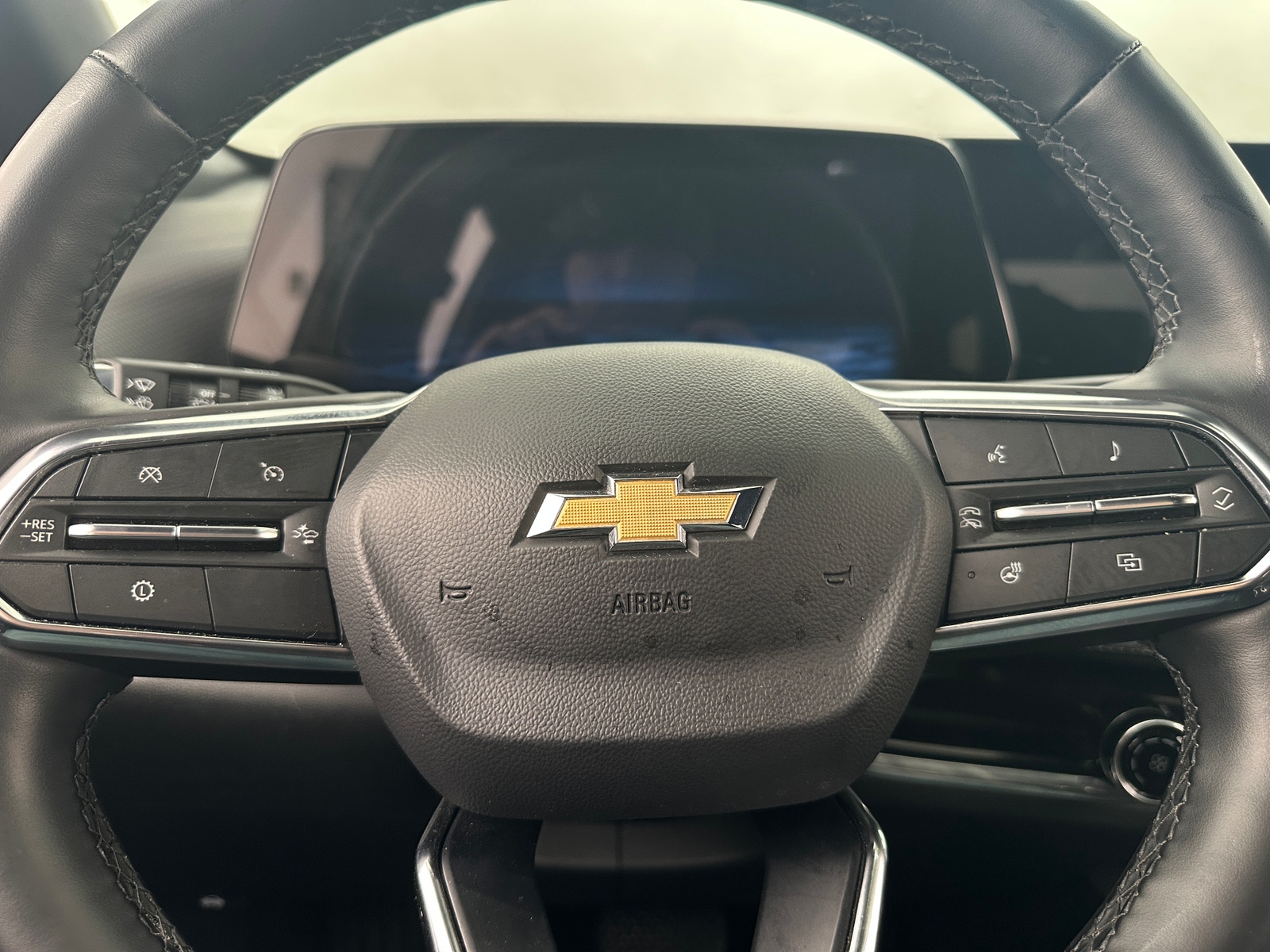 Thumbnail: 2025 Chevrolet Equinox - 5