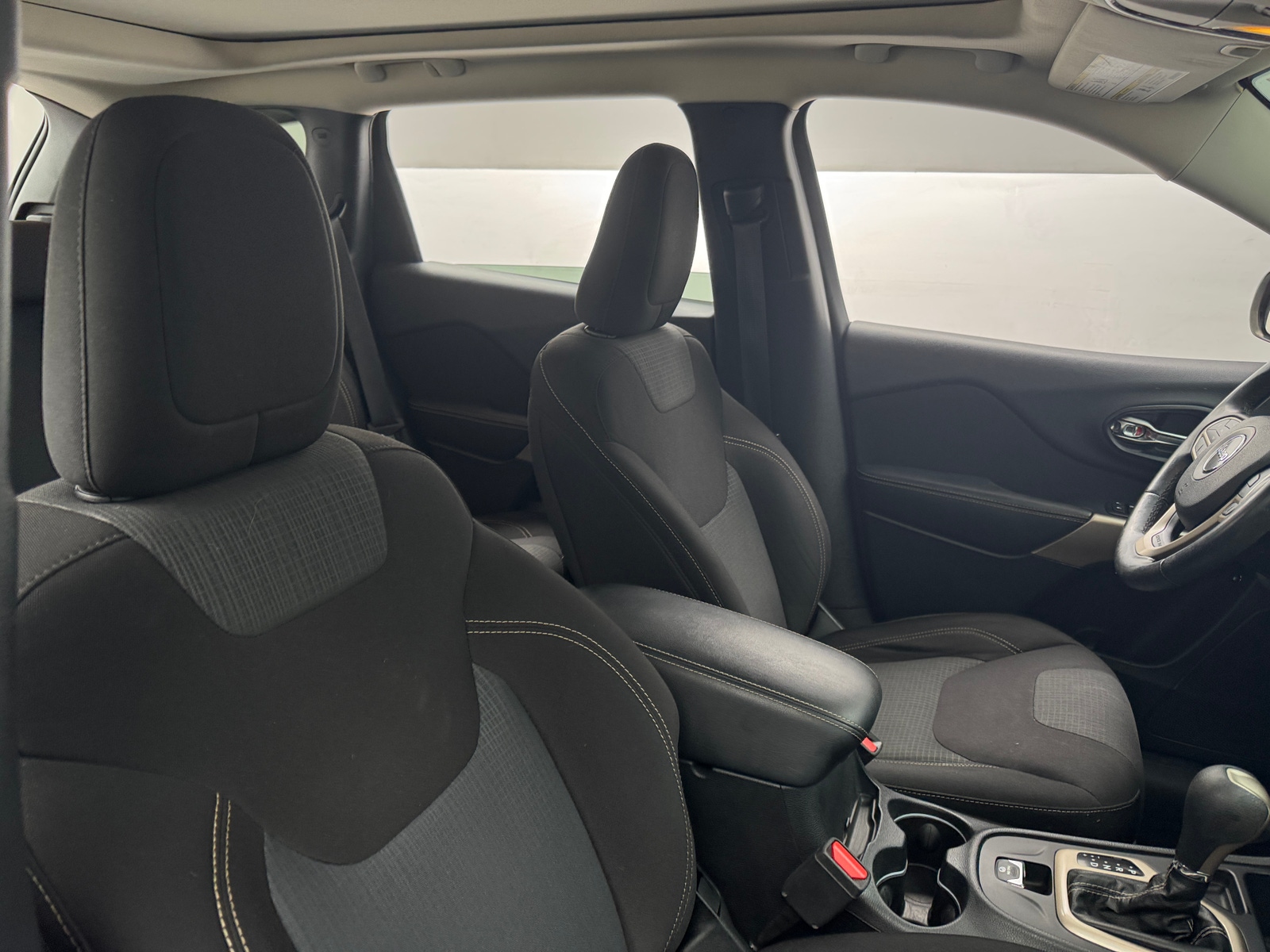 Thumbnail: 2017 Jeep Cherokee - 2