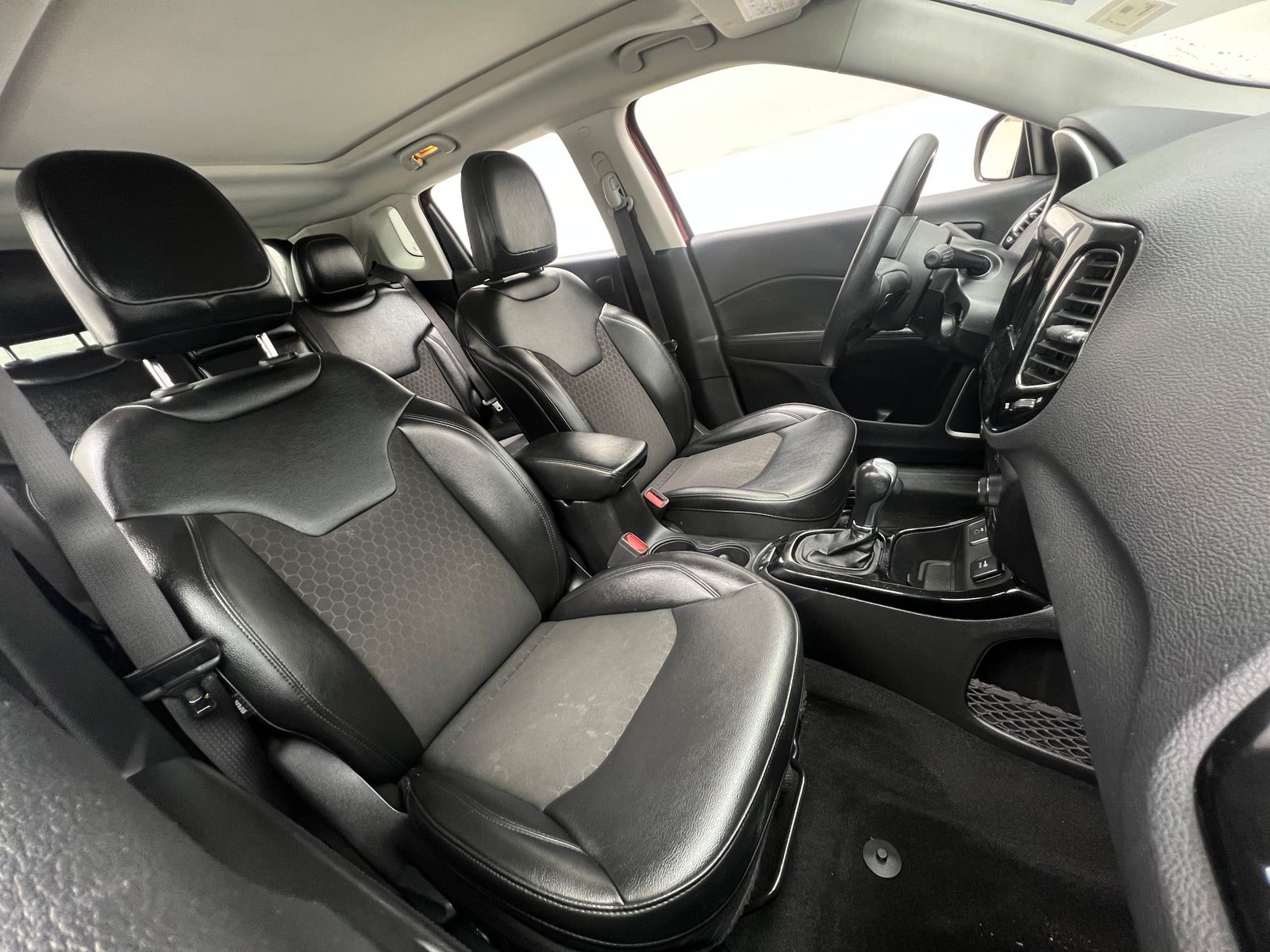 Thumbnail: 2021 Jeep Compass - 2