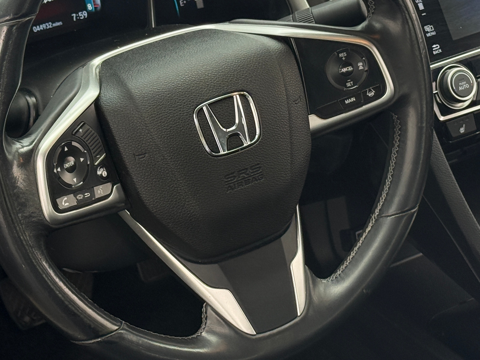 Thumbnail: 2017 Honda Civic - 4