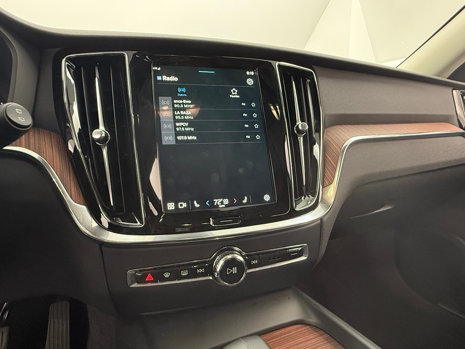 Thumbnail: 2025 Volvo V60 - 3