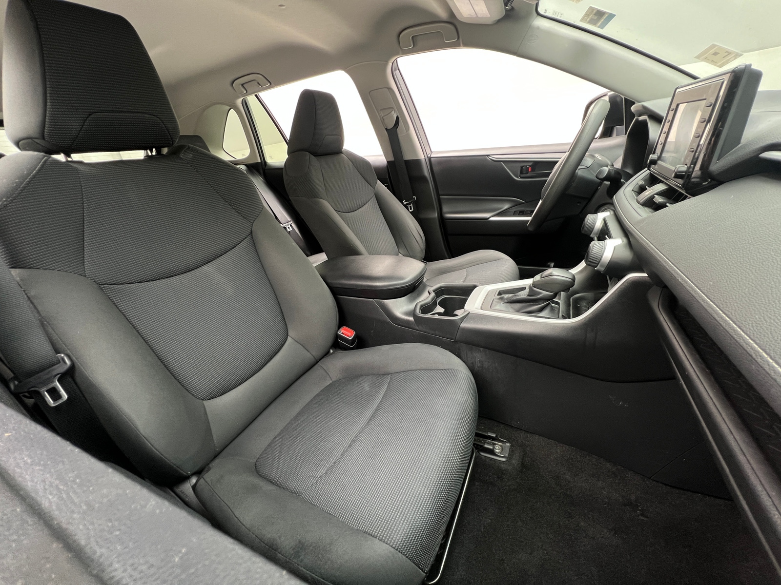 Thumbnail: 2021 Toyota RAV4 - 2