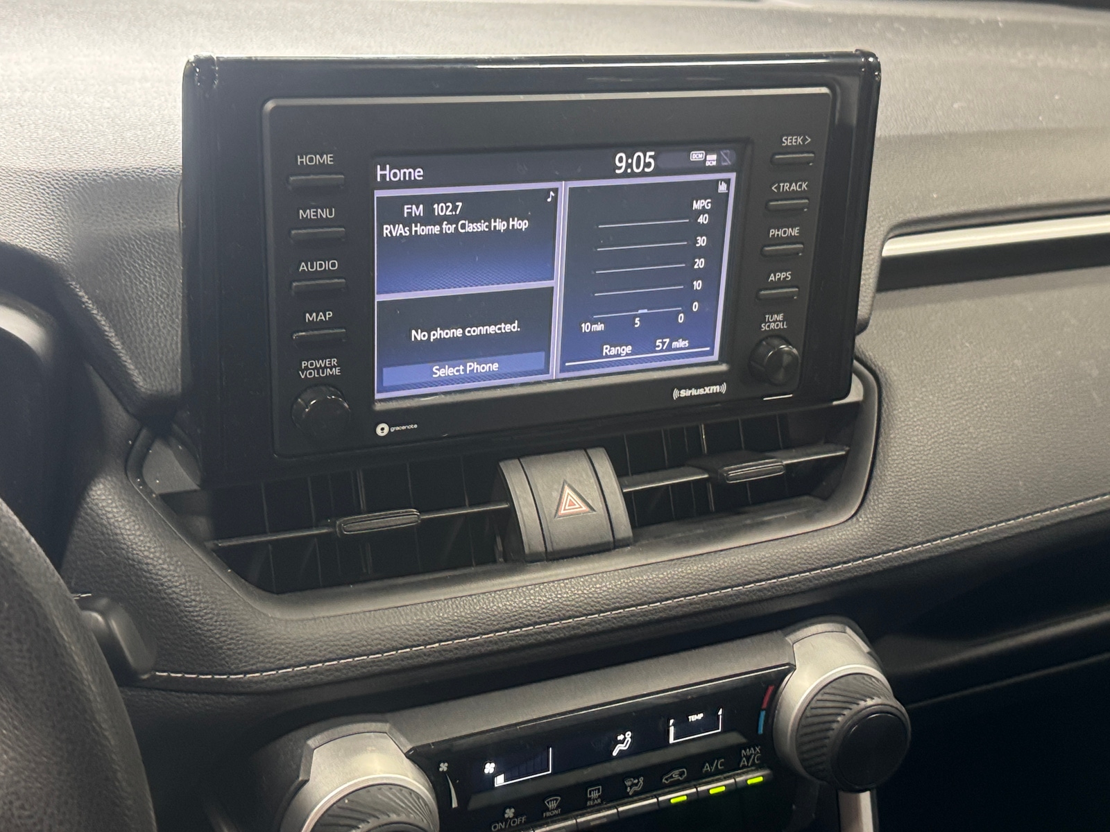 Thumbnail: 2021 Toyota RAV4 - 4