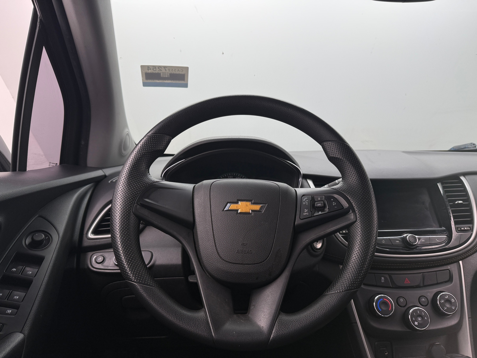 Thumbnail: 2021 Chevrolet Trax - 5