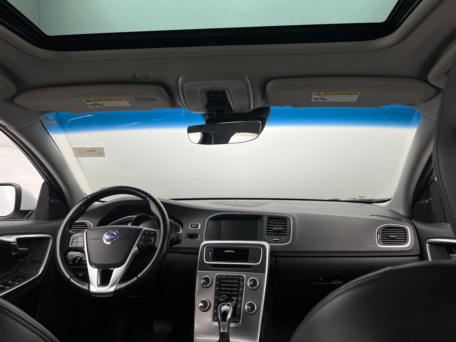 Thumbnail: 2018 Volvo S60 - 2