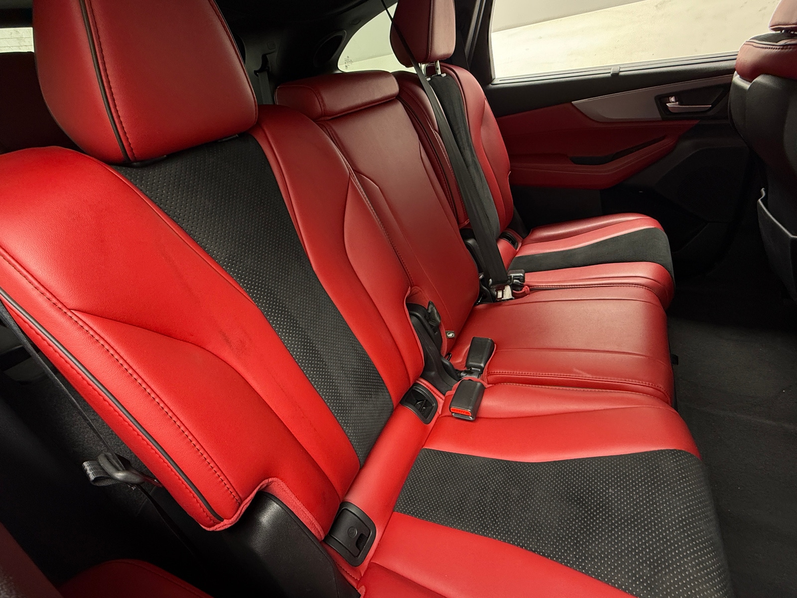 Thumbnail: 2022 Acura MDX - 5