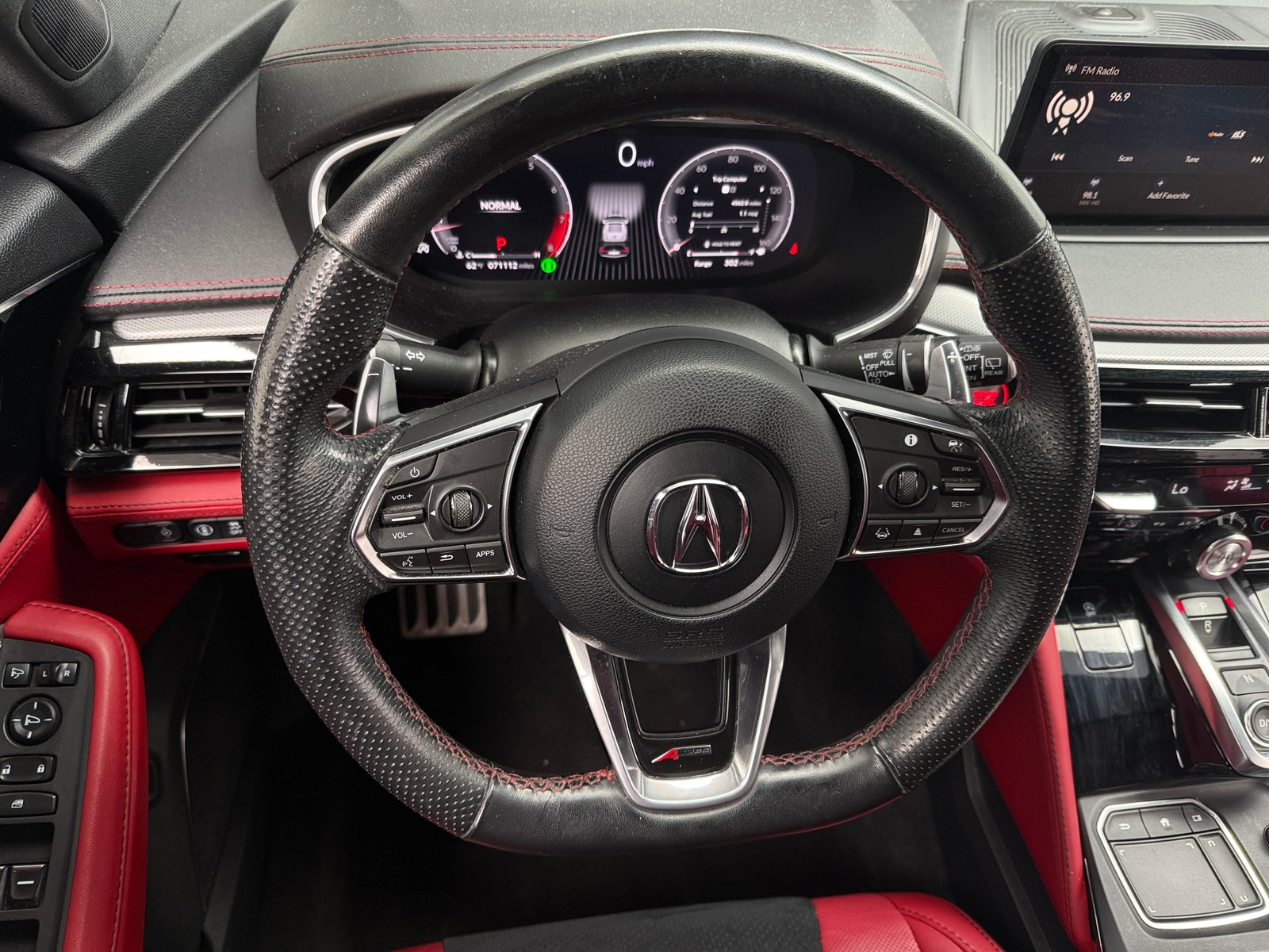 Thumbnail: 2022 Acura MDX - 4