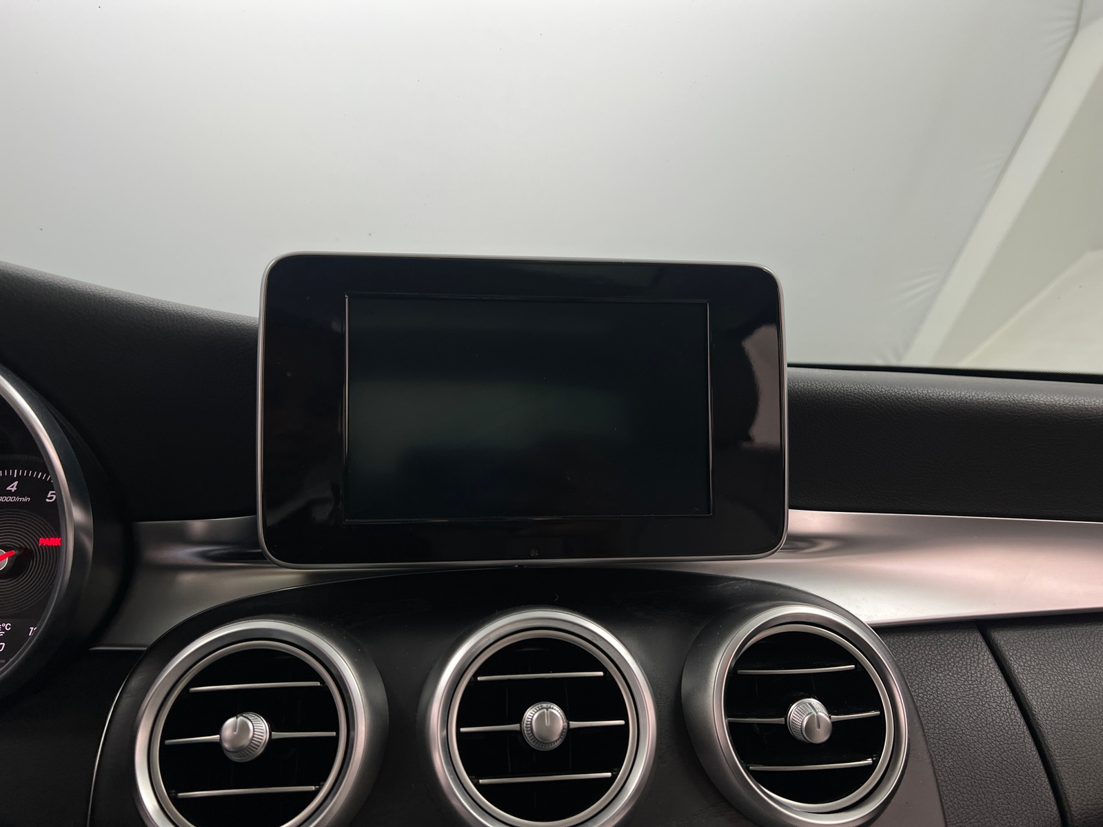 Thumbnail: 2017 Mercedes-Benz C-Class - 3