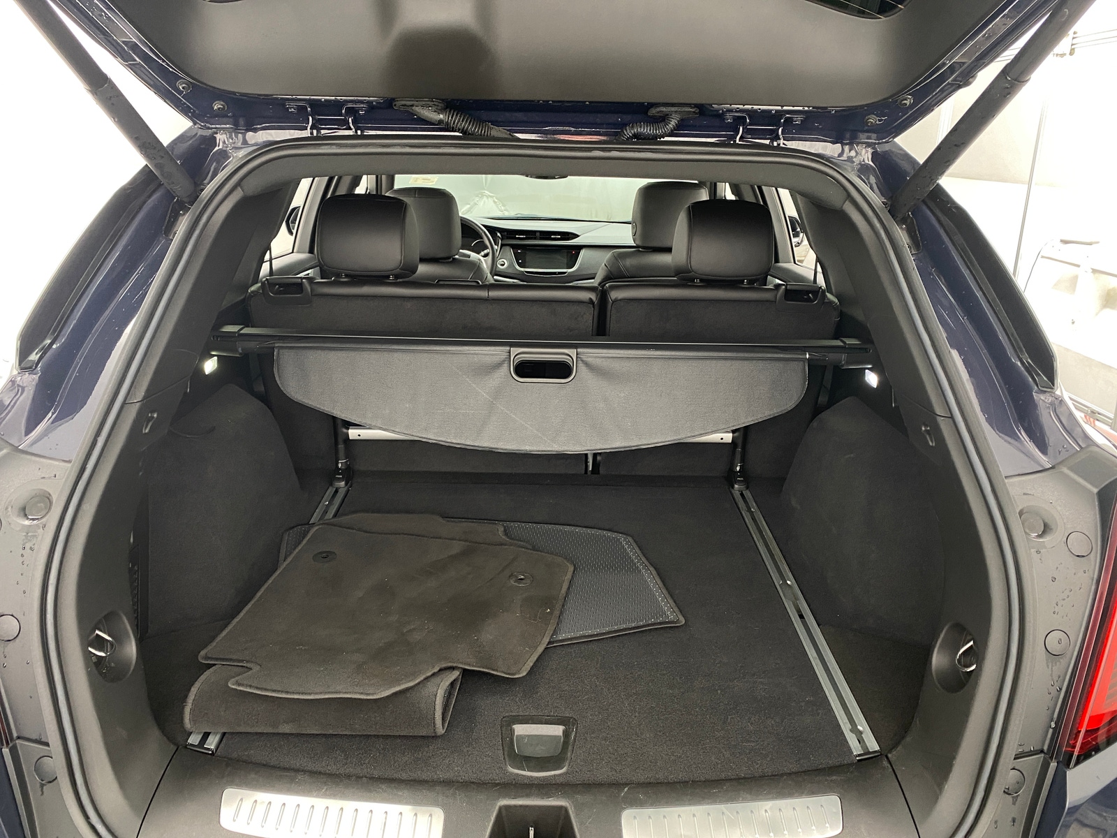 Thumbnail: 2025 Cadillac XT5 - 6