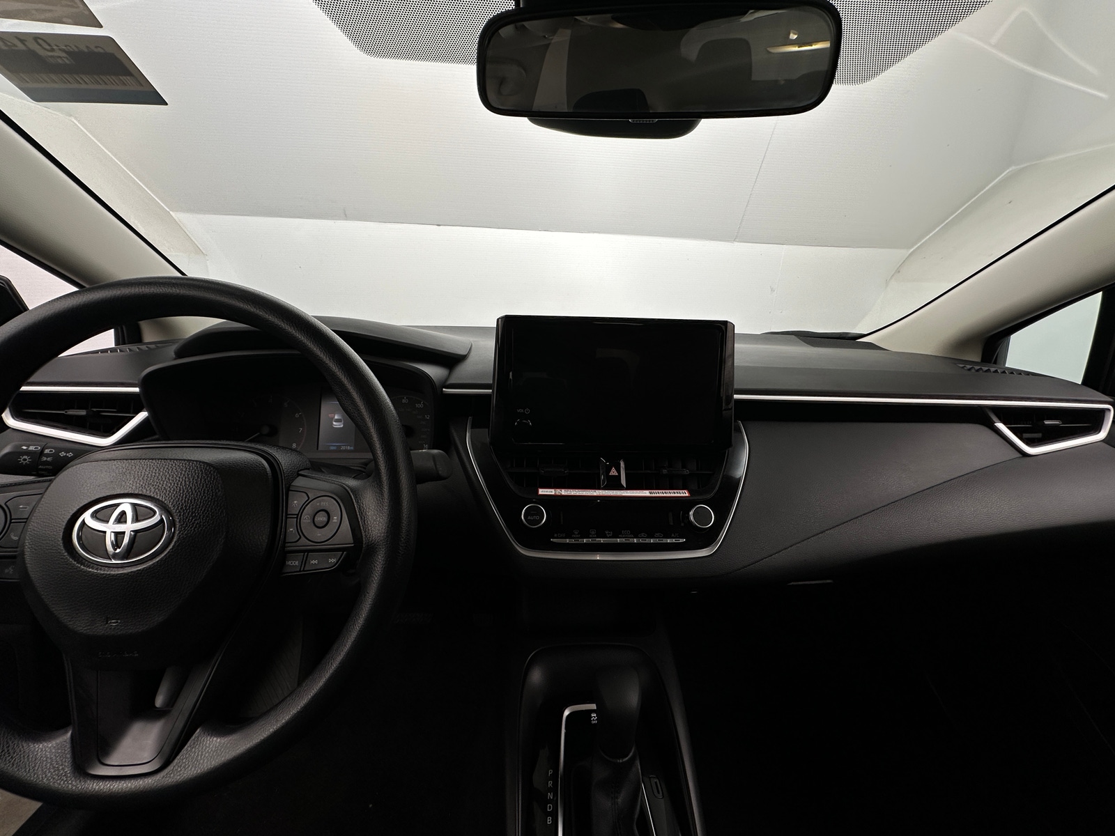 Thumbnail: 2025 Toyota Corolla - 3