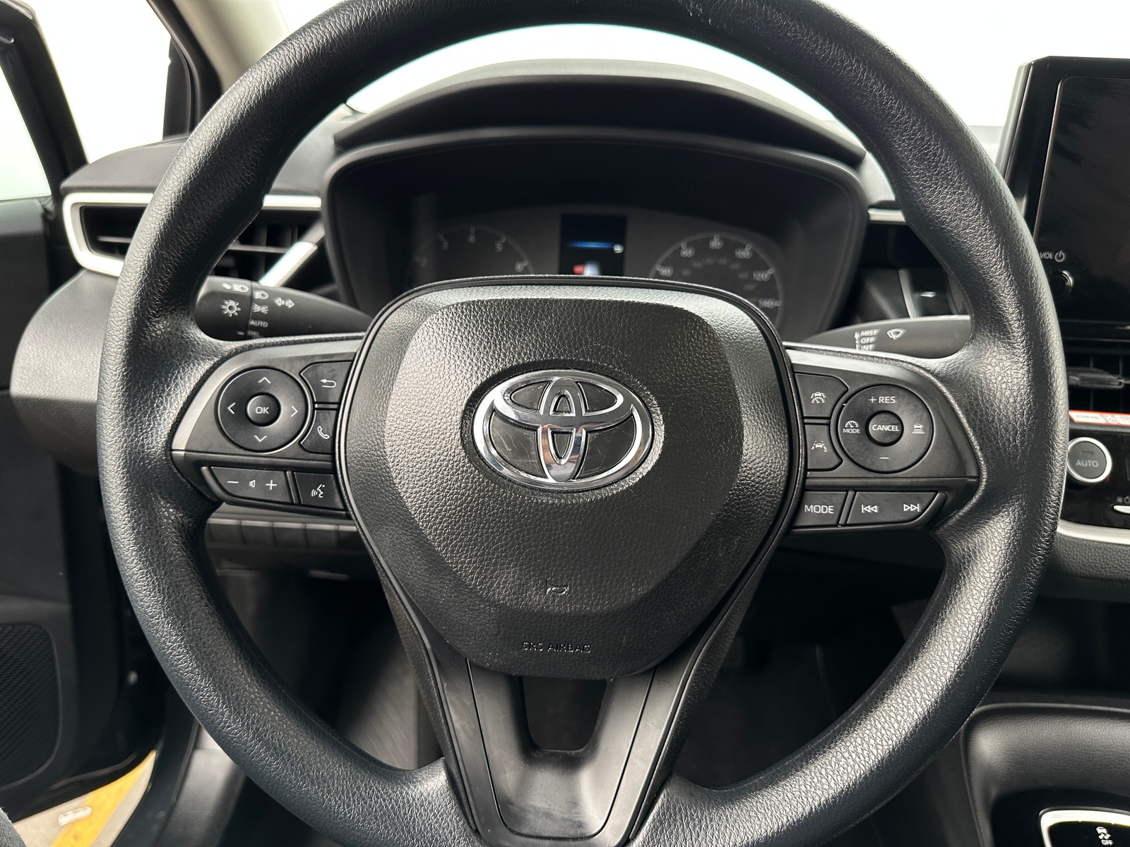 Thumbnail: 2025 Toyota Corolla - 5