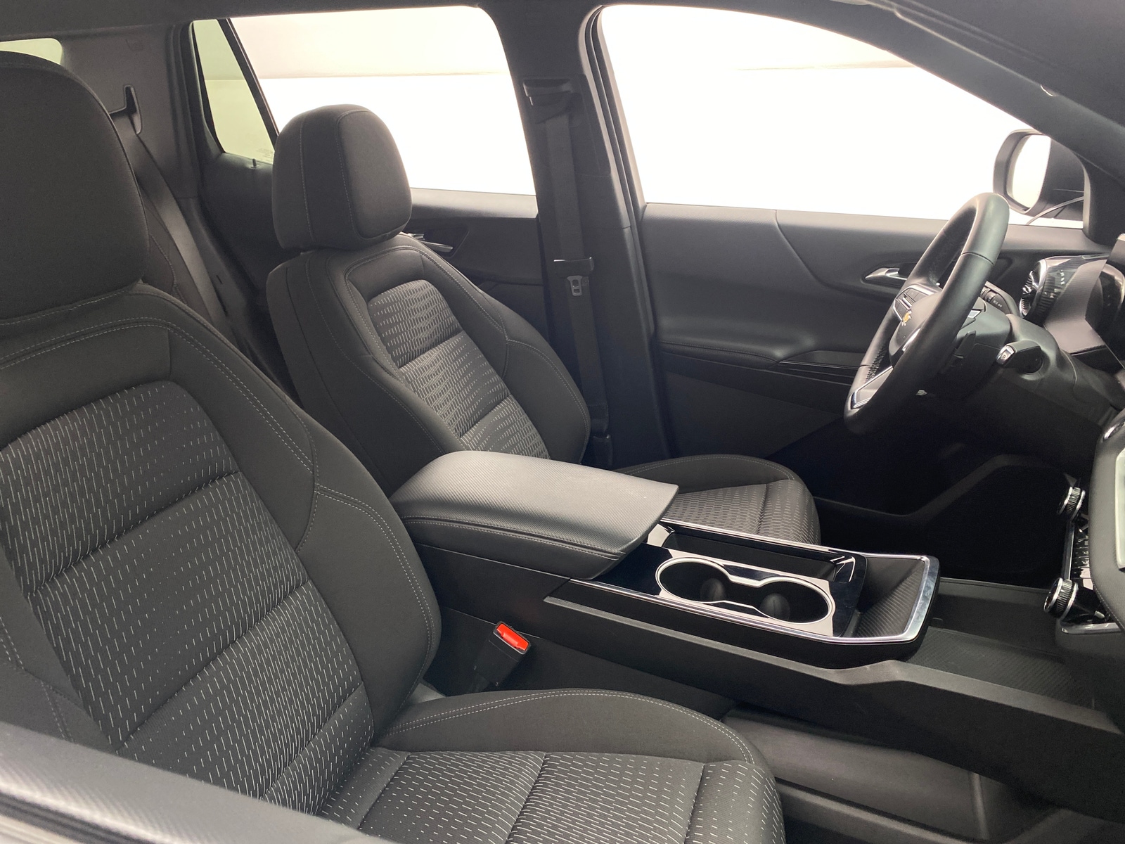 Thumbnail: 2025 Chevrolet Equinox - 2