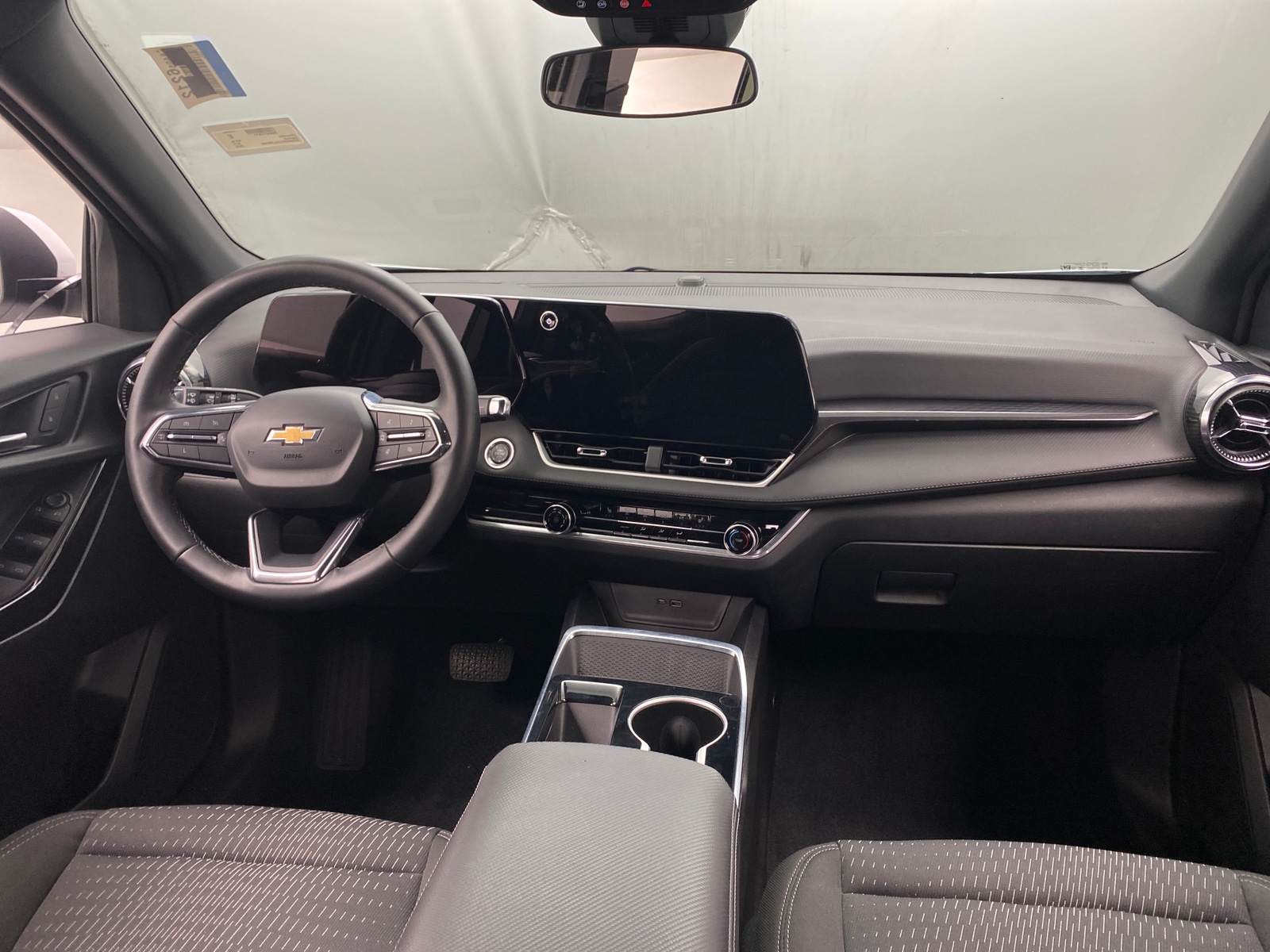 Thumbnail: 2025 Chevrolet Equinox - 3