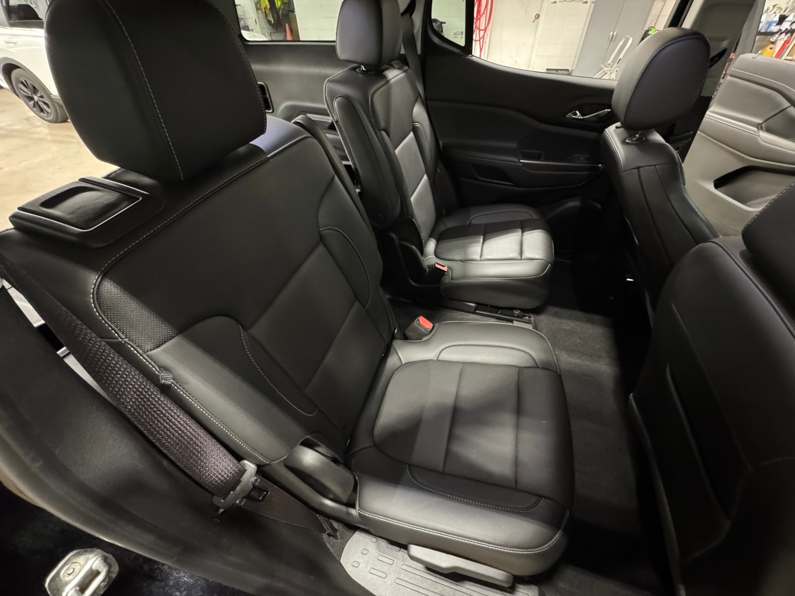 Thumbnail: 2021 GMC Acadia - 5