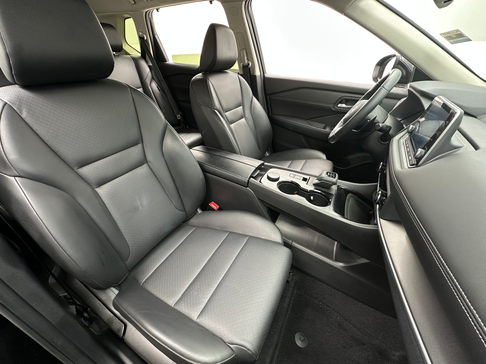 Thumbnail: 2024 Nissan Rogue - 2