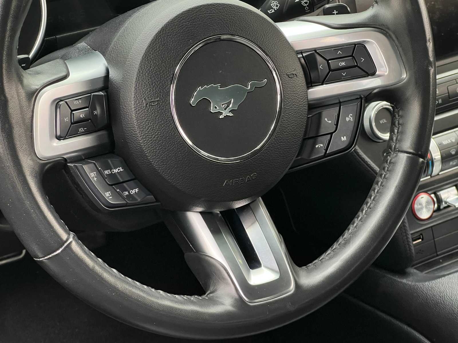 Thumbnail: 2020 Ford Mustang - 4