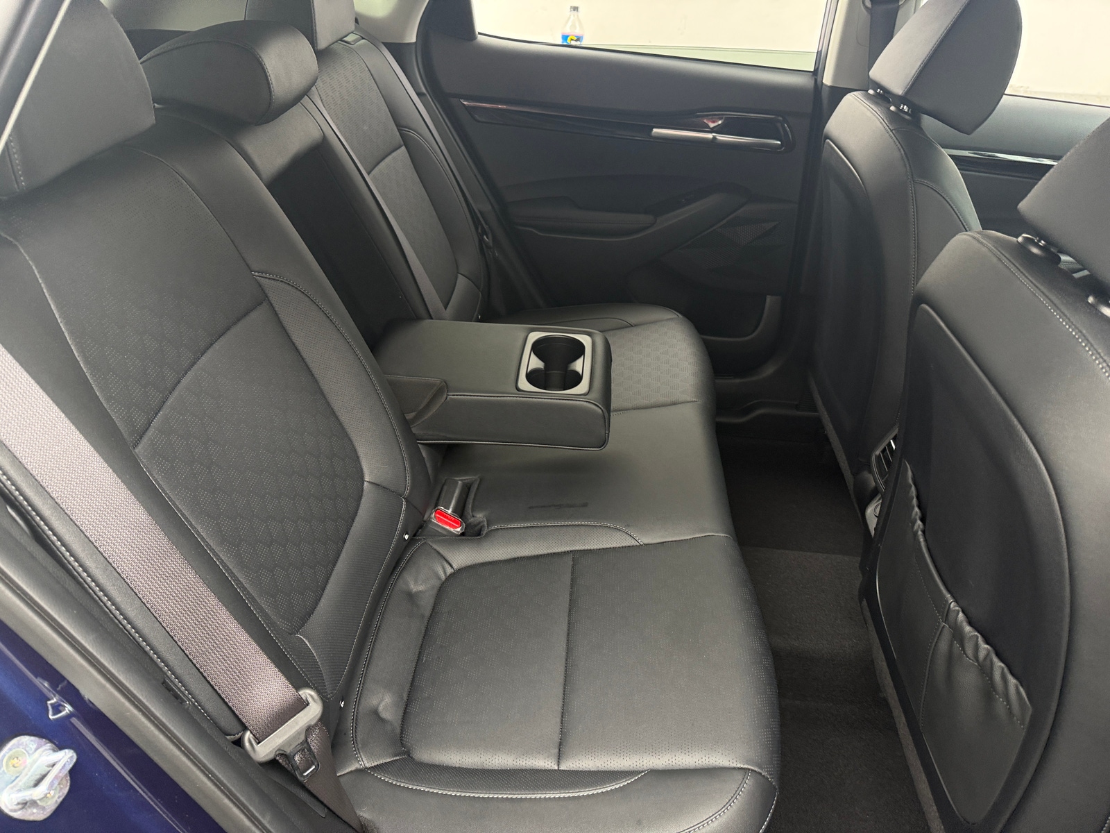 Thumbnail: 2023 Kia Seltos - 6