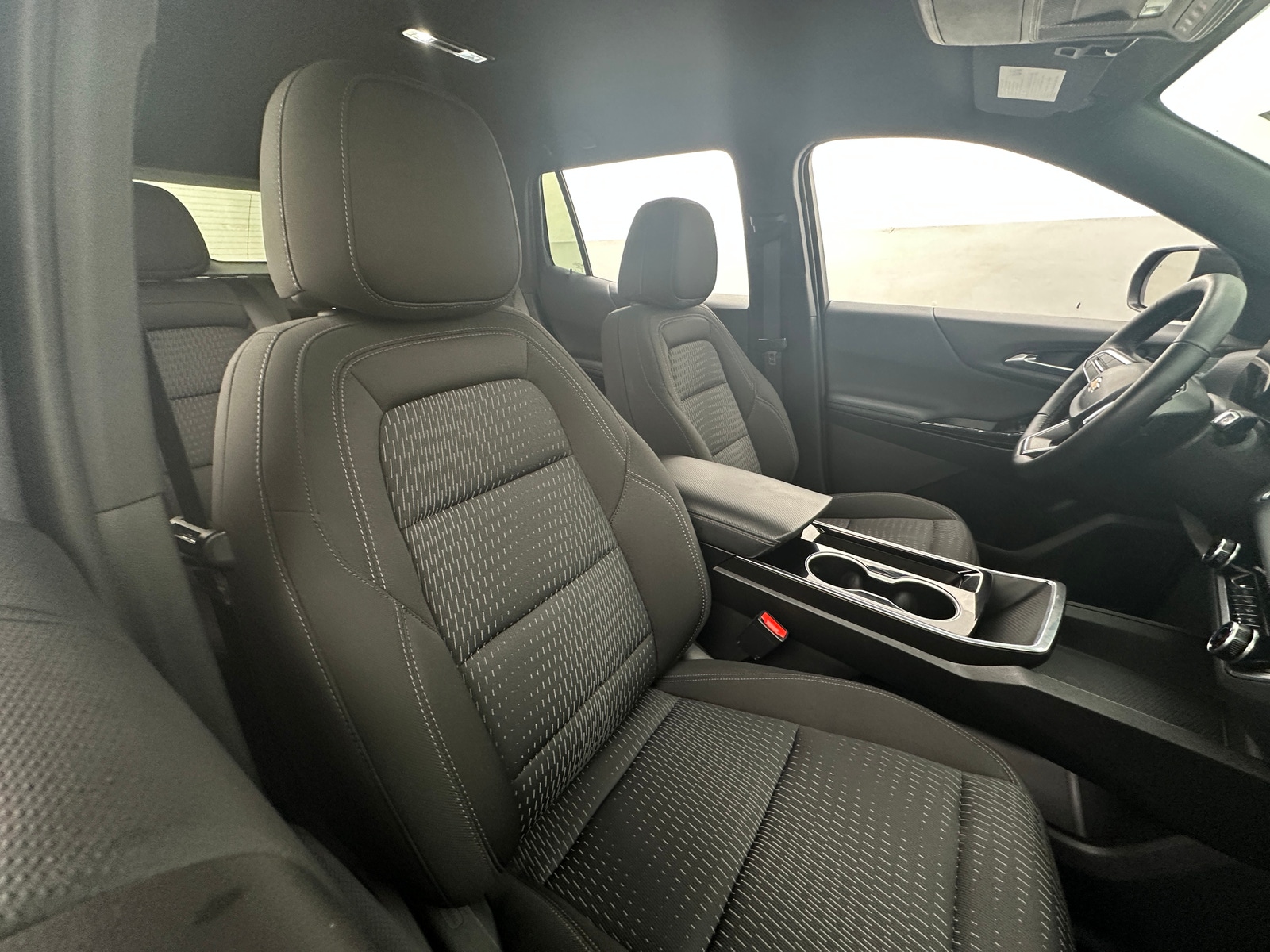 Thumbnail: 2025 Chevrolet Equinox - 2