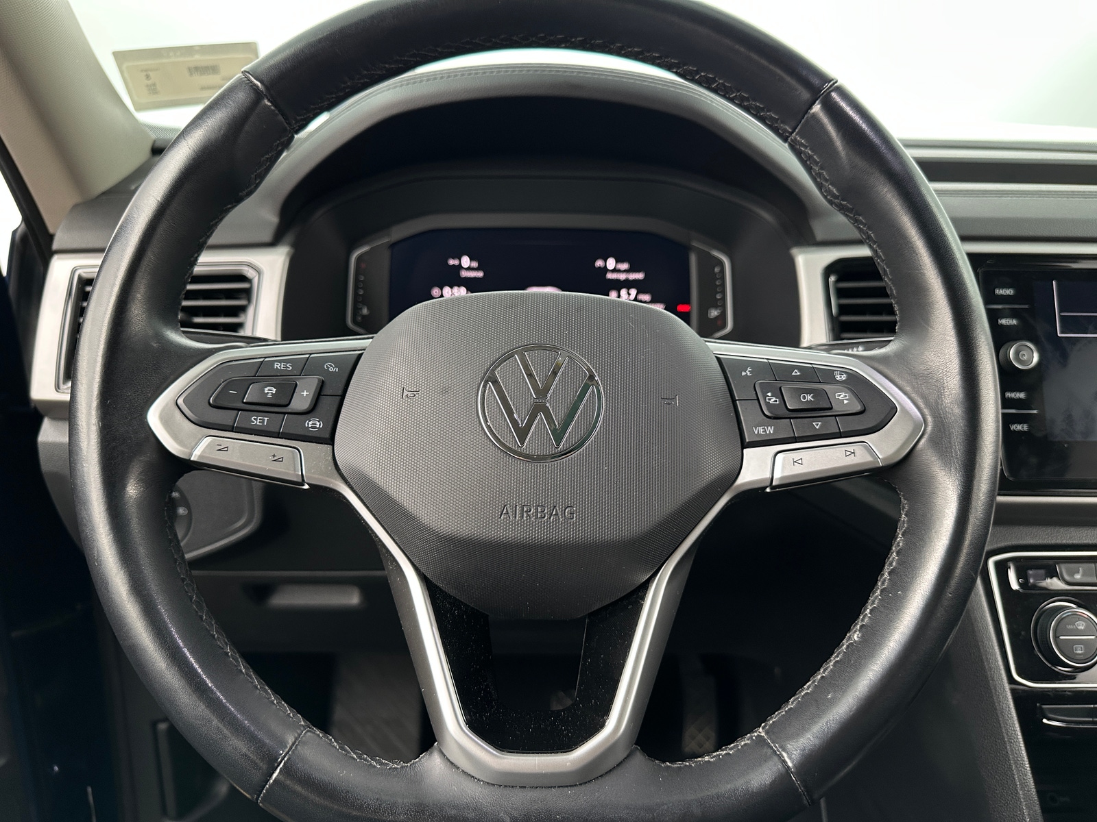 Thumbnail: 2021 Volkswagen Atlas - 4