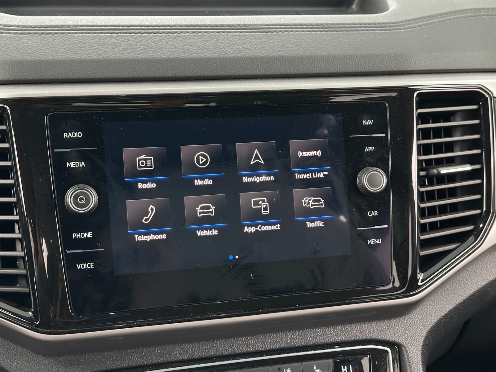 Thumbnail: 2021 Volkswagen Atlas - 3