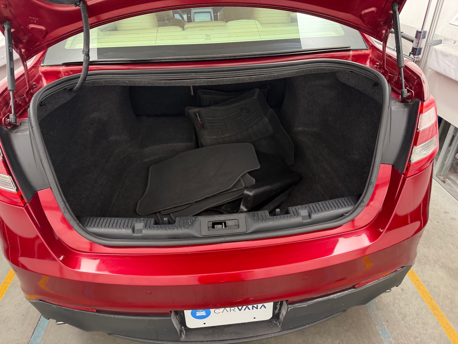 Thumbnail: 2015 Ford Taurus - 6