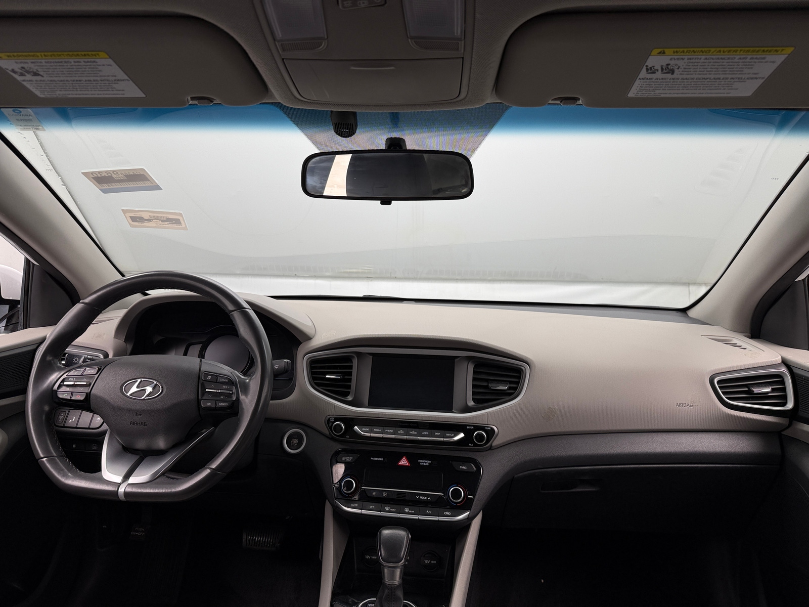 Thumbnail: 2017 Hyundai Ioniq - 3