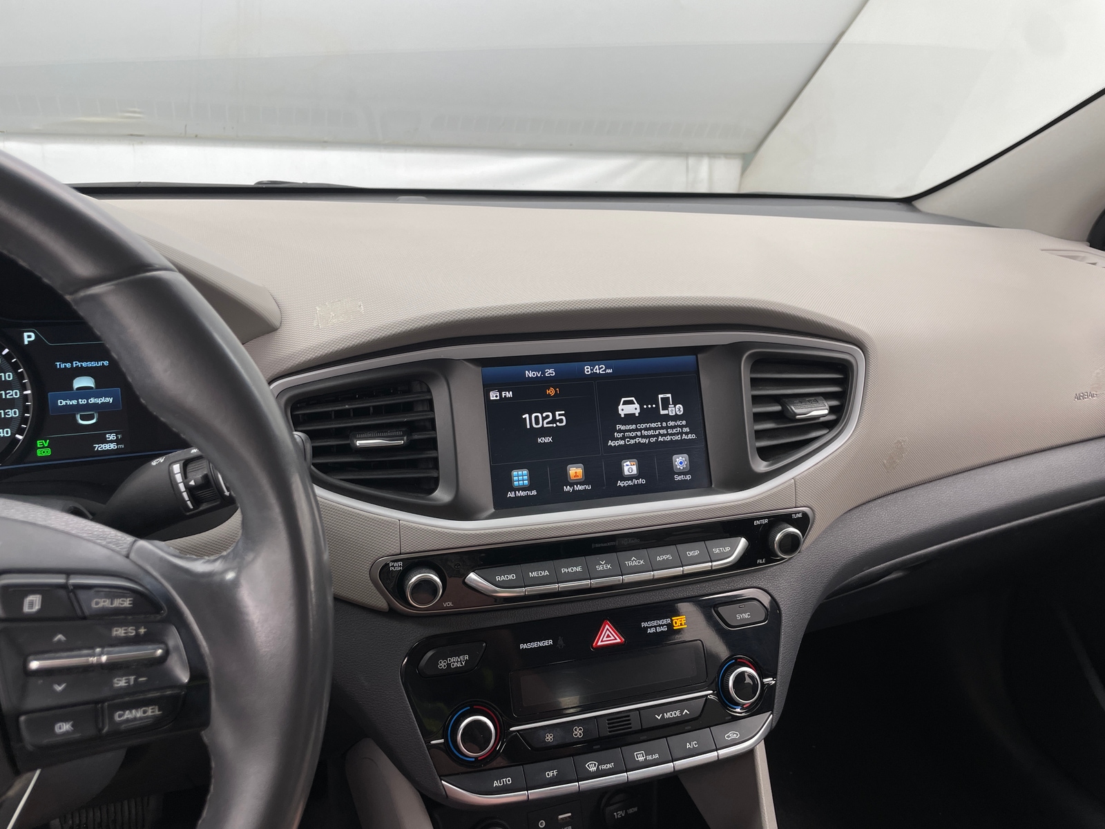 Thumbnail: 2017 Hyundai Ioniq - 4