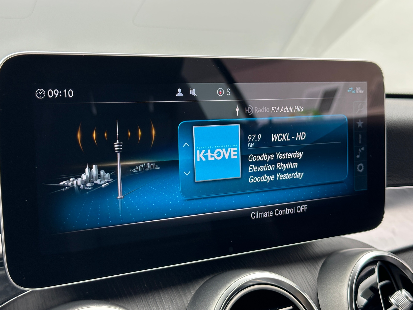 Thumbnail: 2020 Mercedes-Benz C-Class - 3