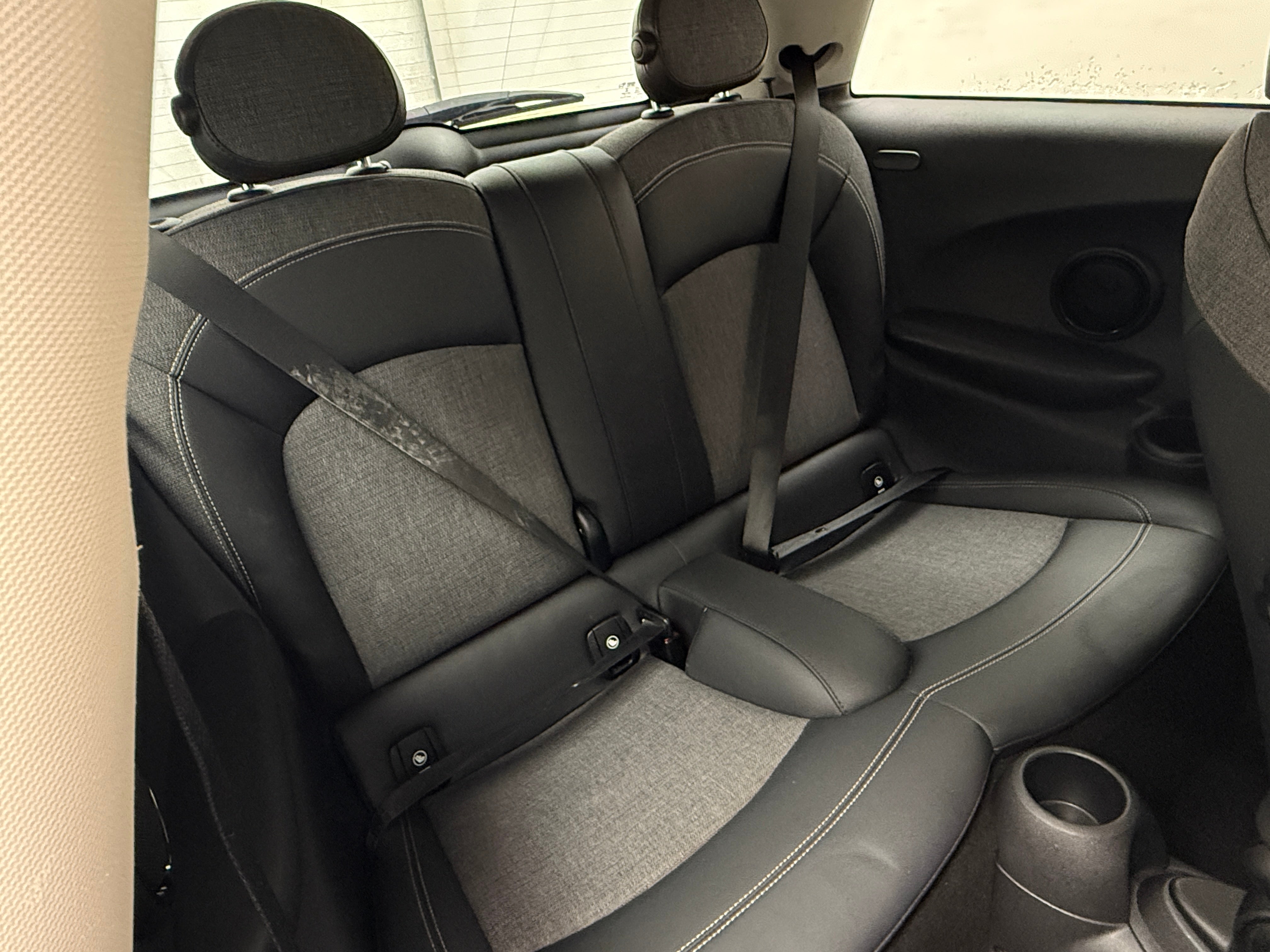 Used 2015 MINI Cooper Base with VIN WMWXM5C51F3A60075 for sale in Oak Creek, WI