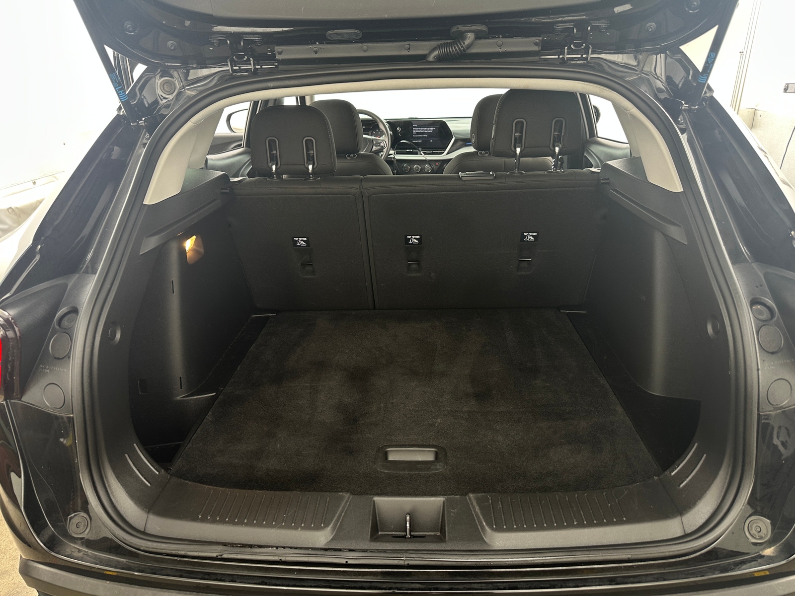 Thumbnail: 2024 Chevrolet Trax - 7