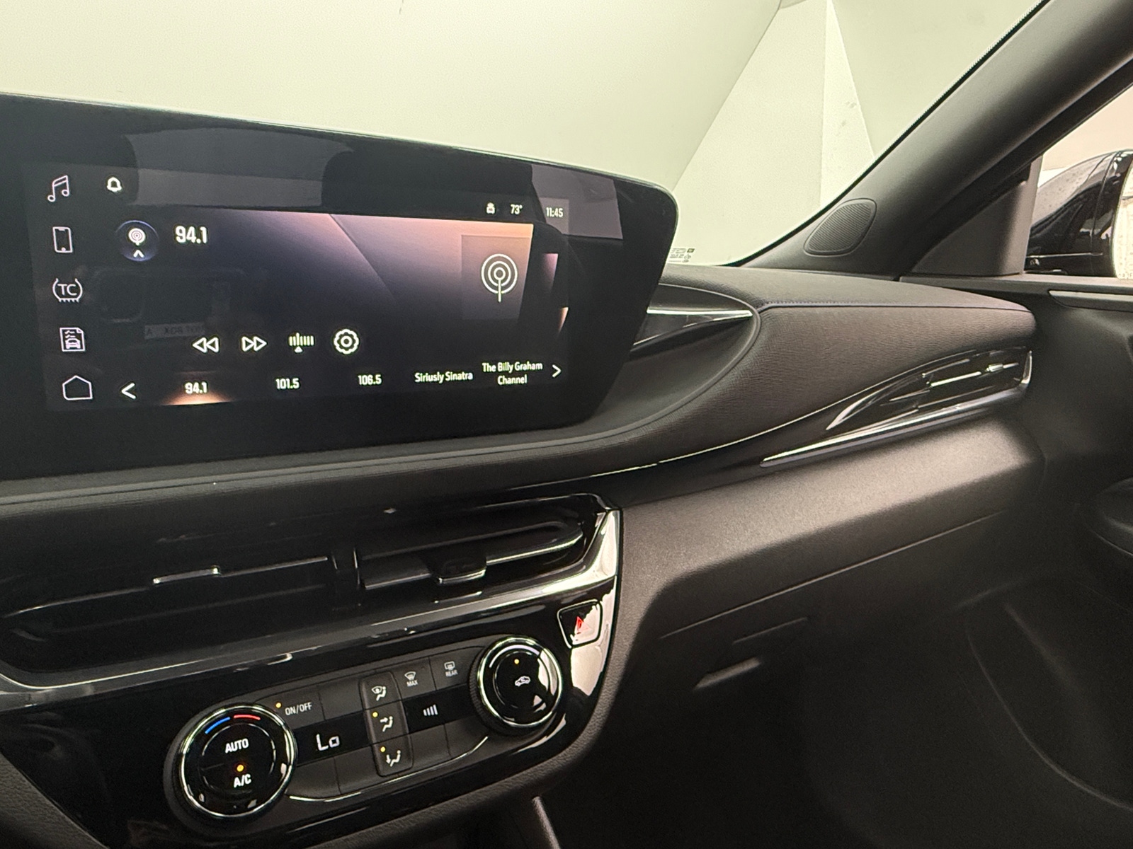 Thumbnail: 2025 Buick Envista - 3