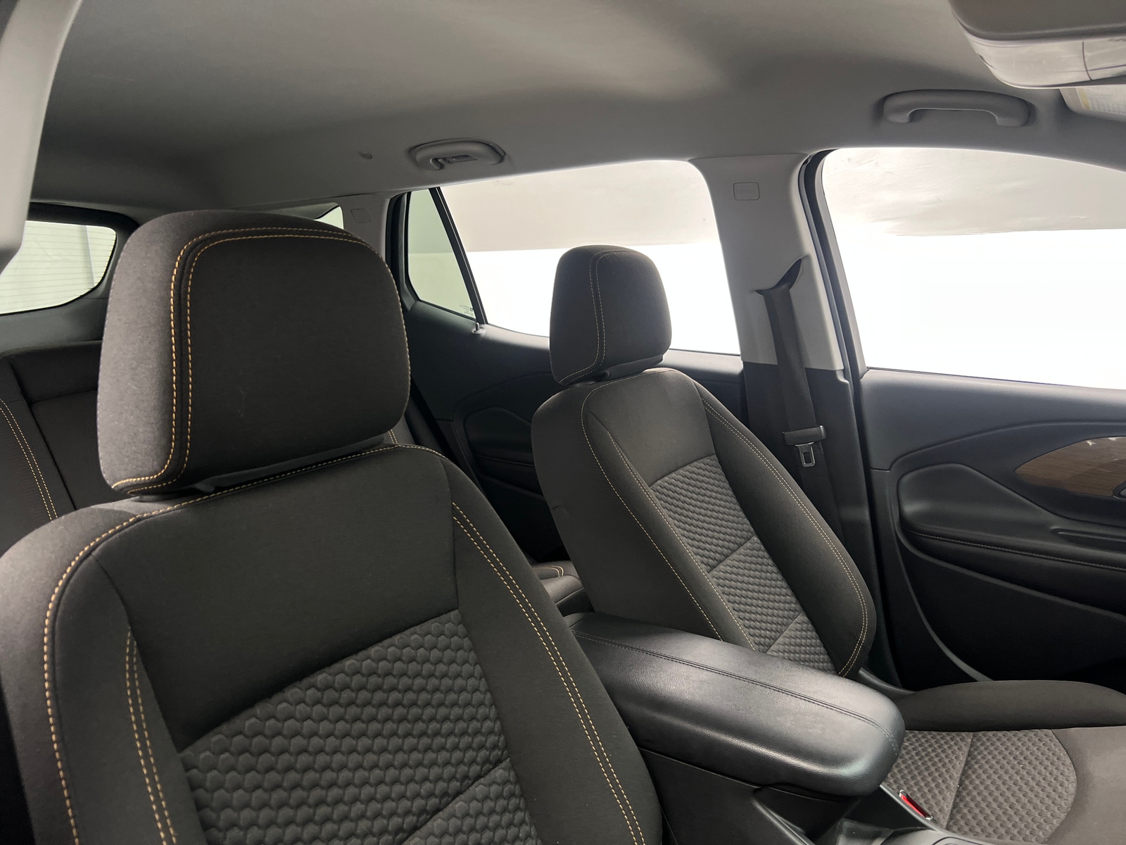 Thumbnail: 2020 GMC Terrain - 2