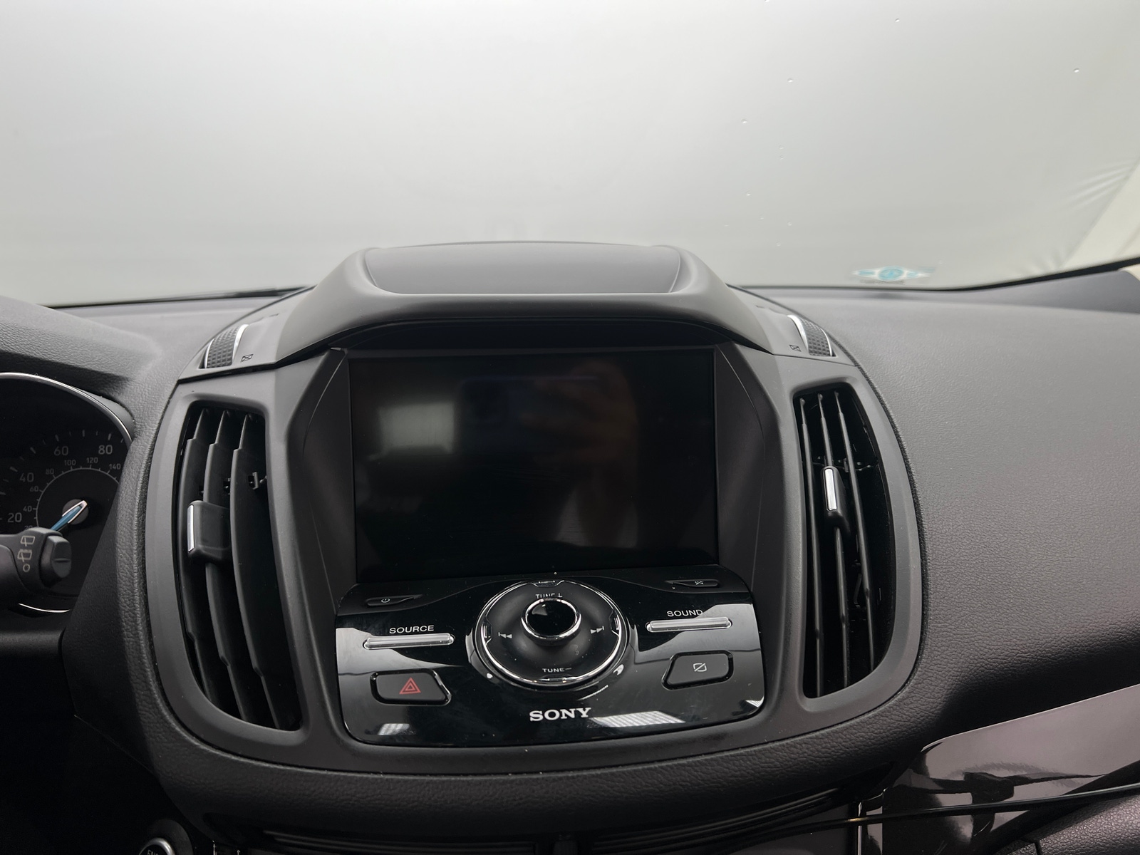 Thumbnail: 2019 Ford Escape - 3