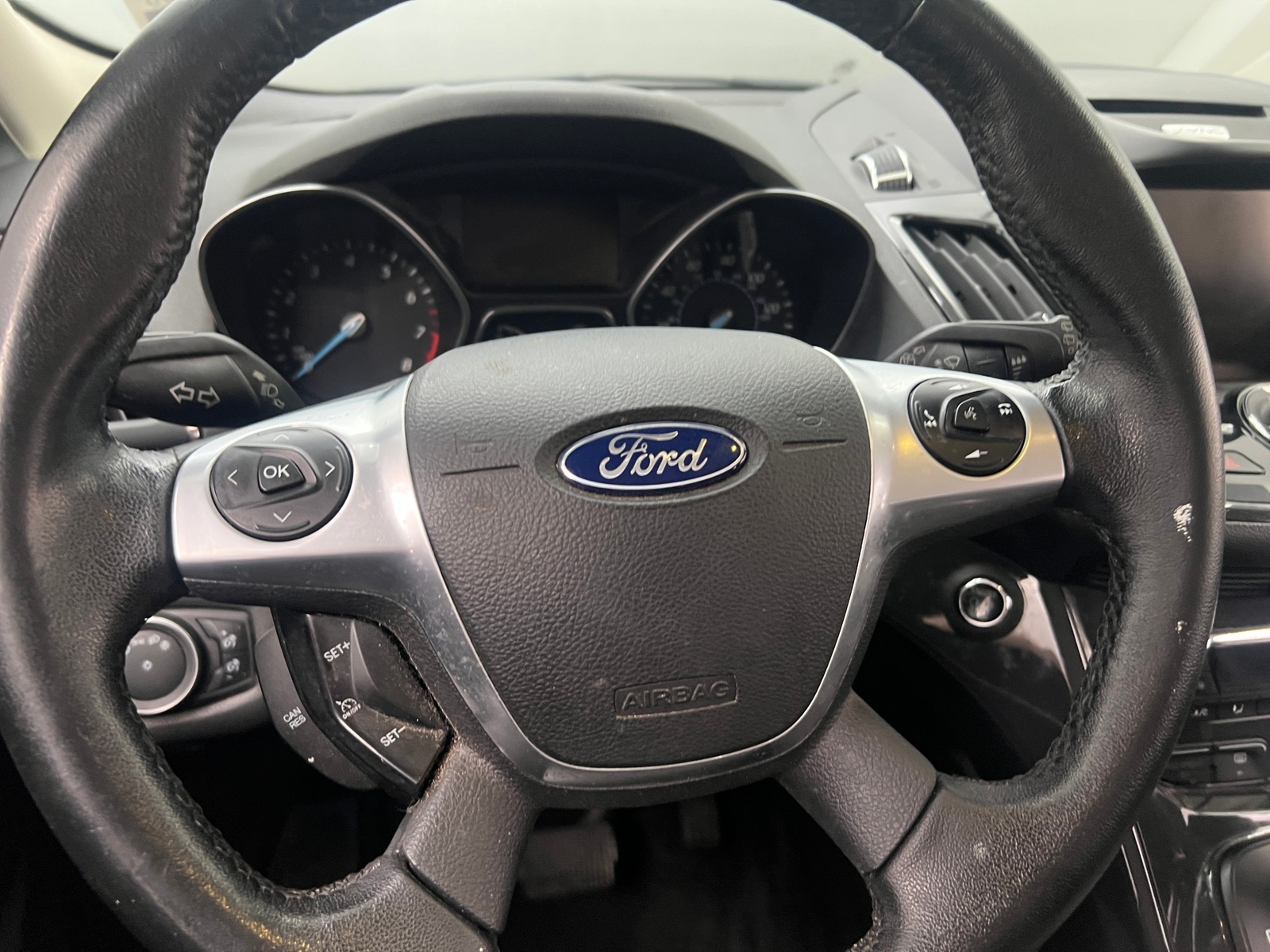 Thumbnail: 2015 Ford Escape - 4