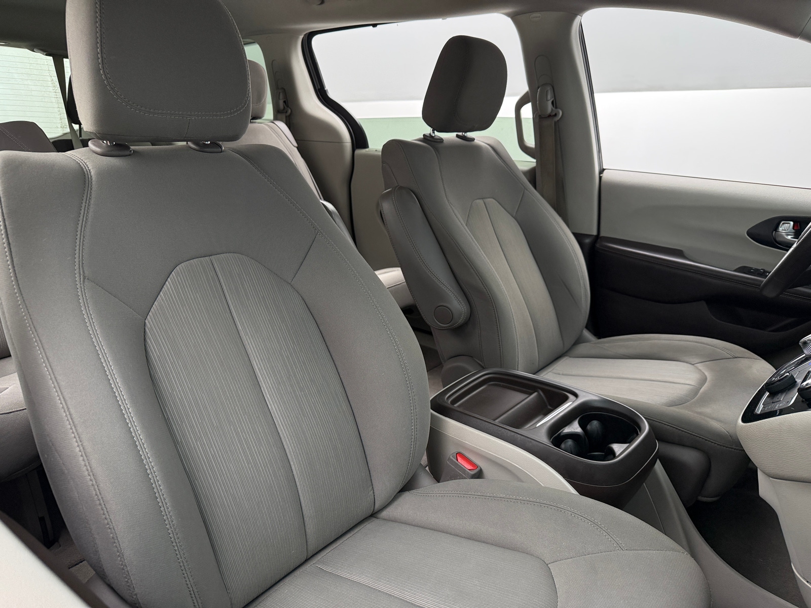 Thumbnail: 2021 Chrysler Pacifica - 2