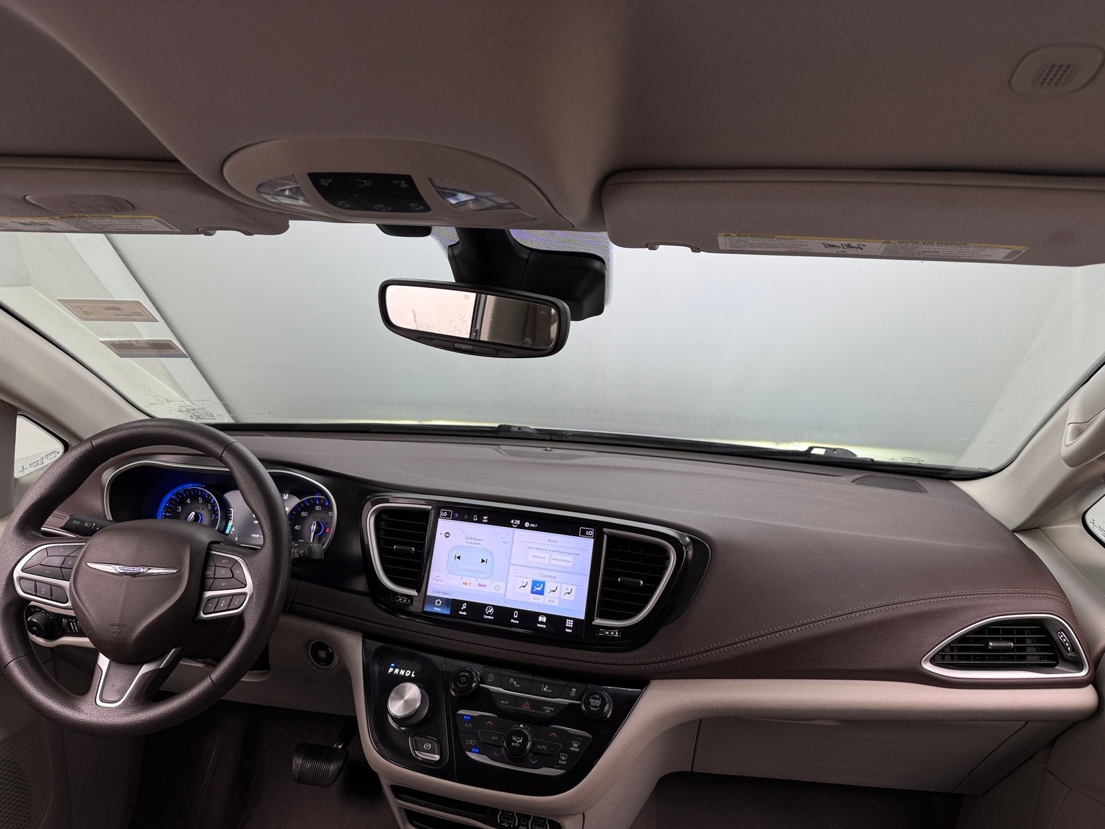 Thumbnail: 2021 Chrysler Pacifica - 3