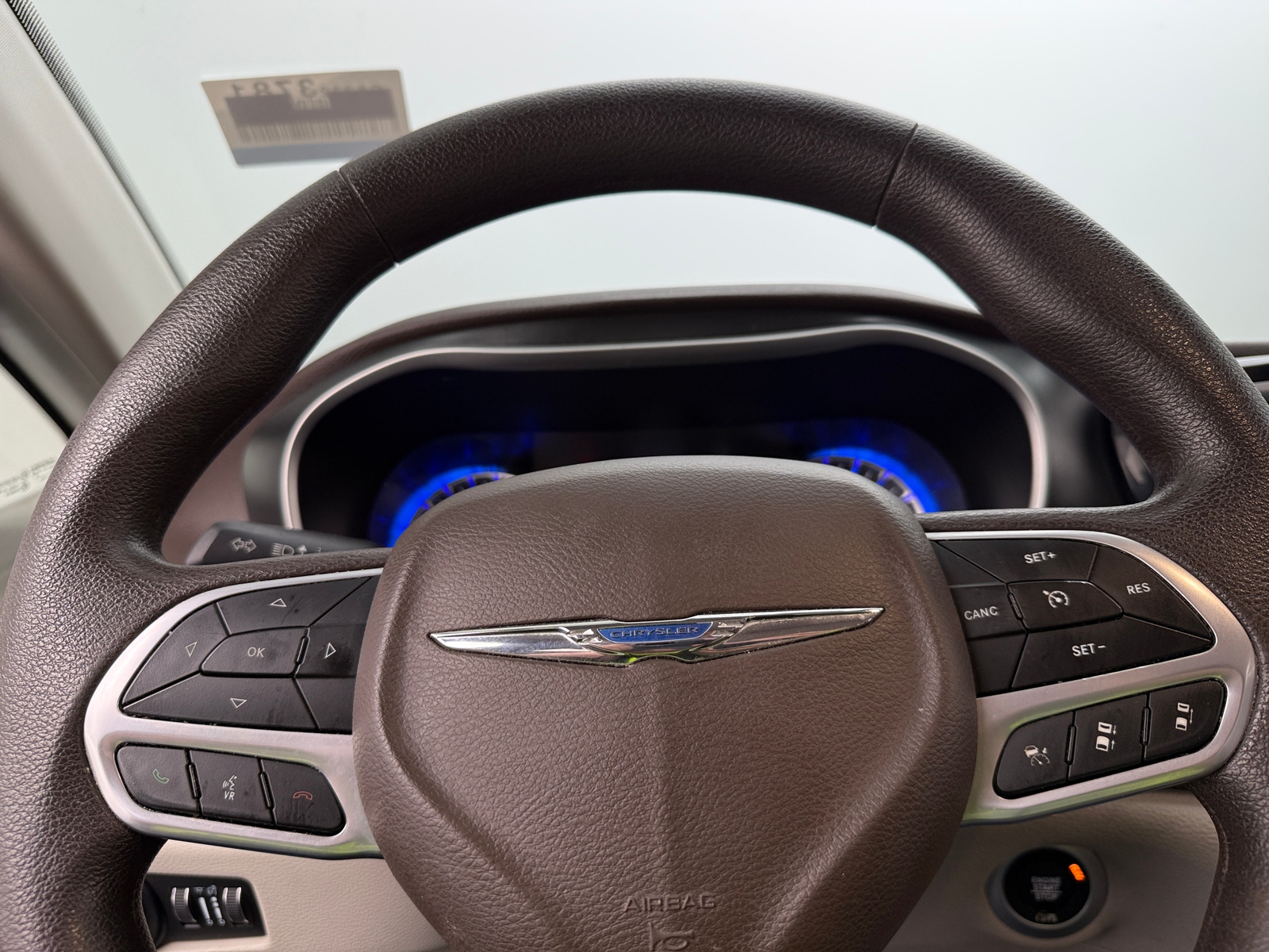 Thumbnail: 2021 Chrysler Pacifica - 5