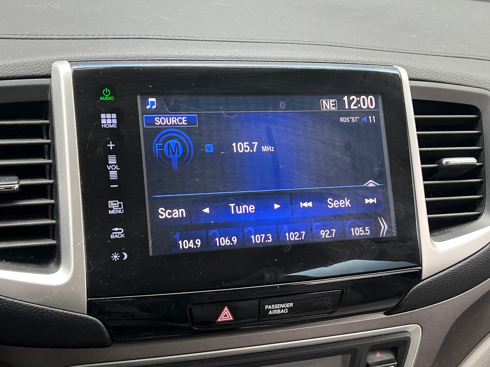 Thumbnail: 2016 Honda Pilot - 3