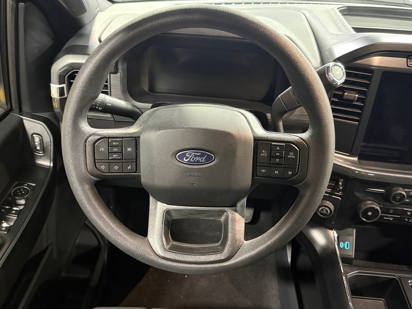 Thumbnail: 2024 Ford Econoline - 5